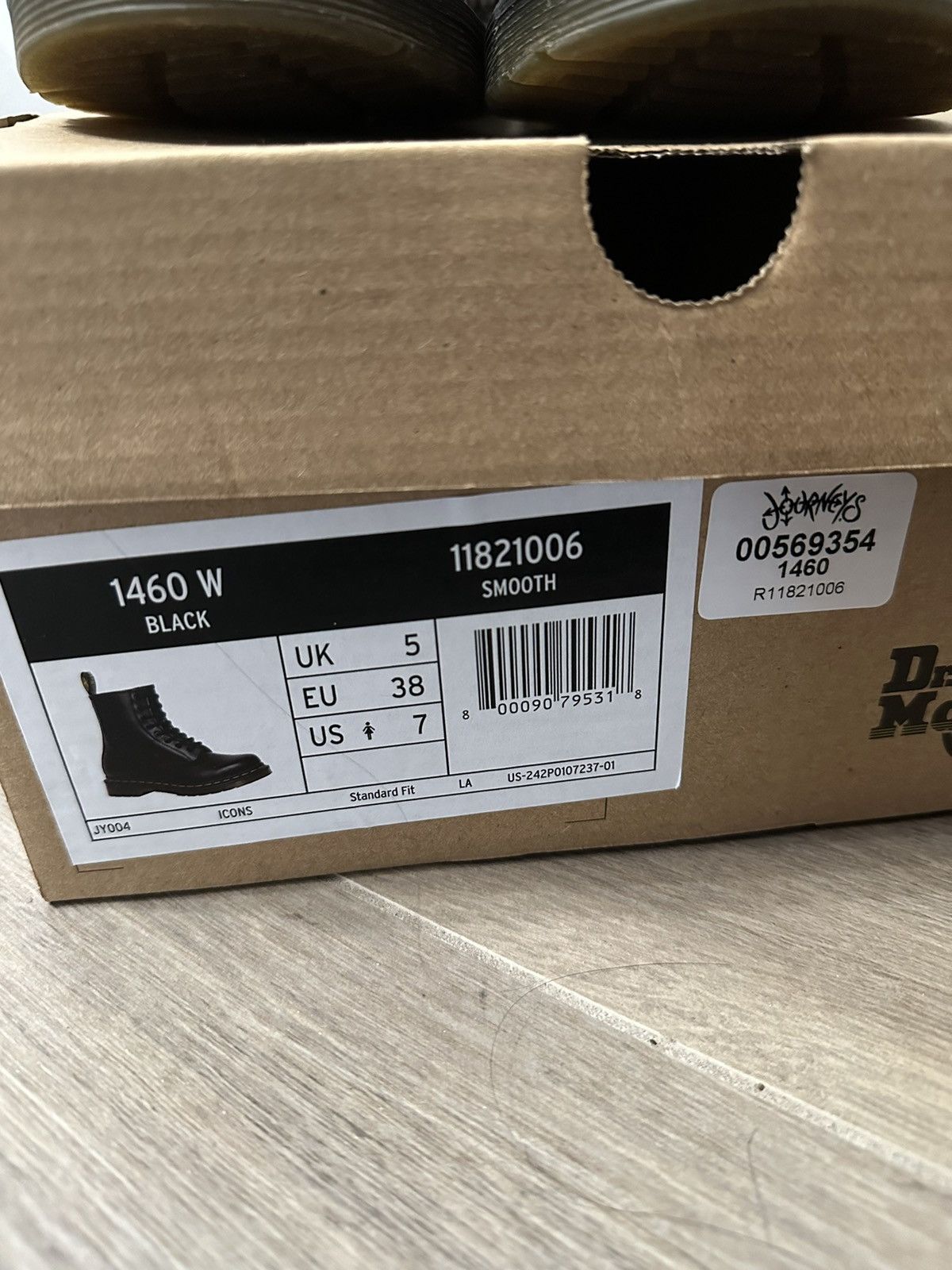 Dr. Martens JADON BOOT SMOOTH LEATHER PLATFORMS Size US 7 / IT 37 - 6 Thumbnail