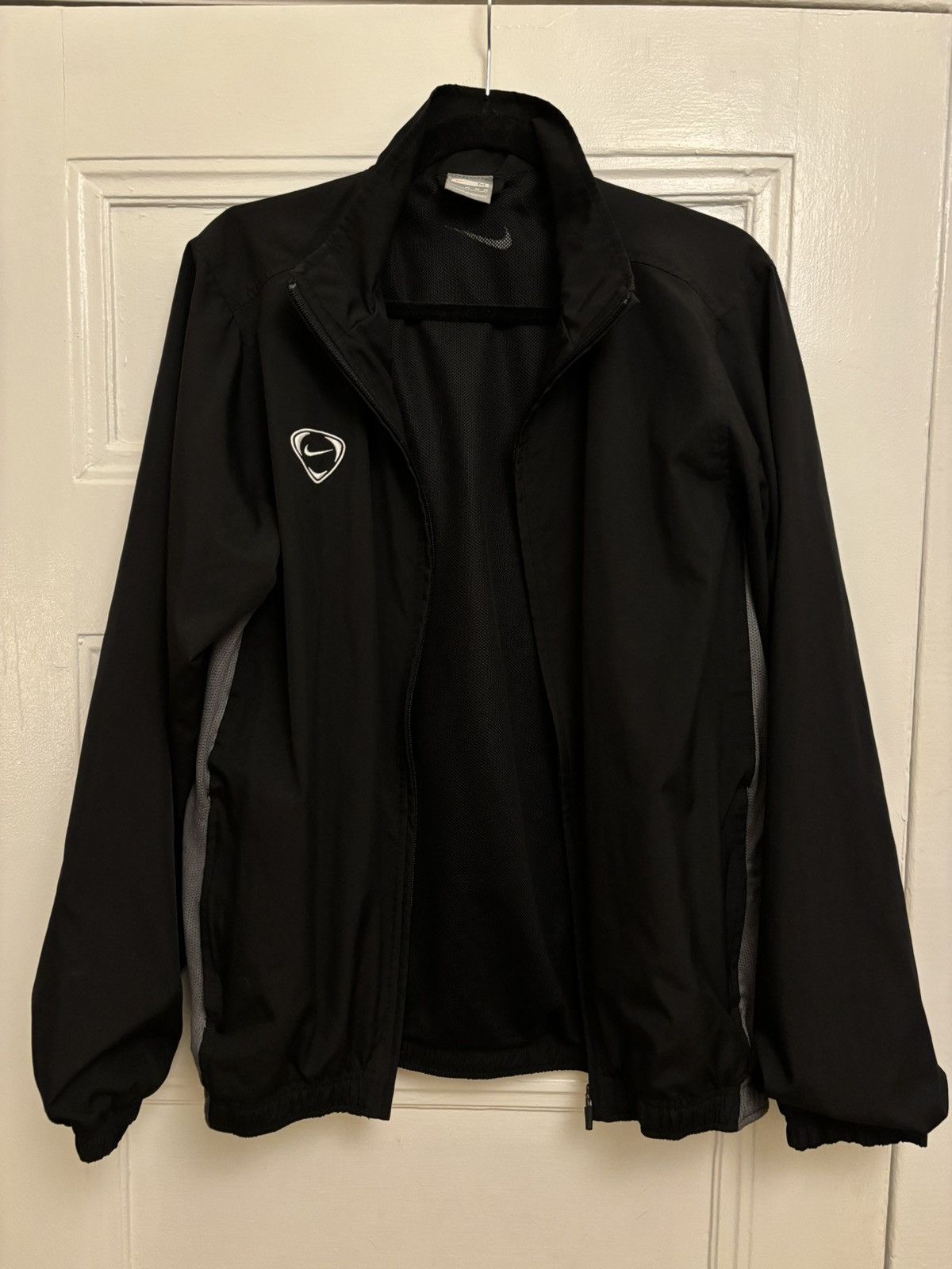 Nike Nike Windbreaker - y2k Vintage Size US M / EU 48-50 / 2 - 1 Thumbnail