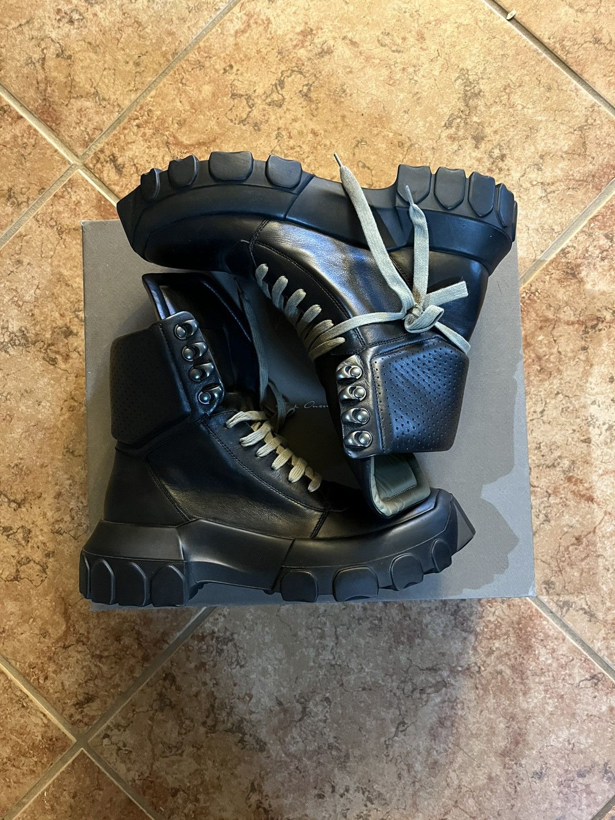 Rick Owens rick owen mainline tractor dunk boot Size US 6 / EU 39 - 2 Thumbnail