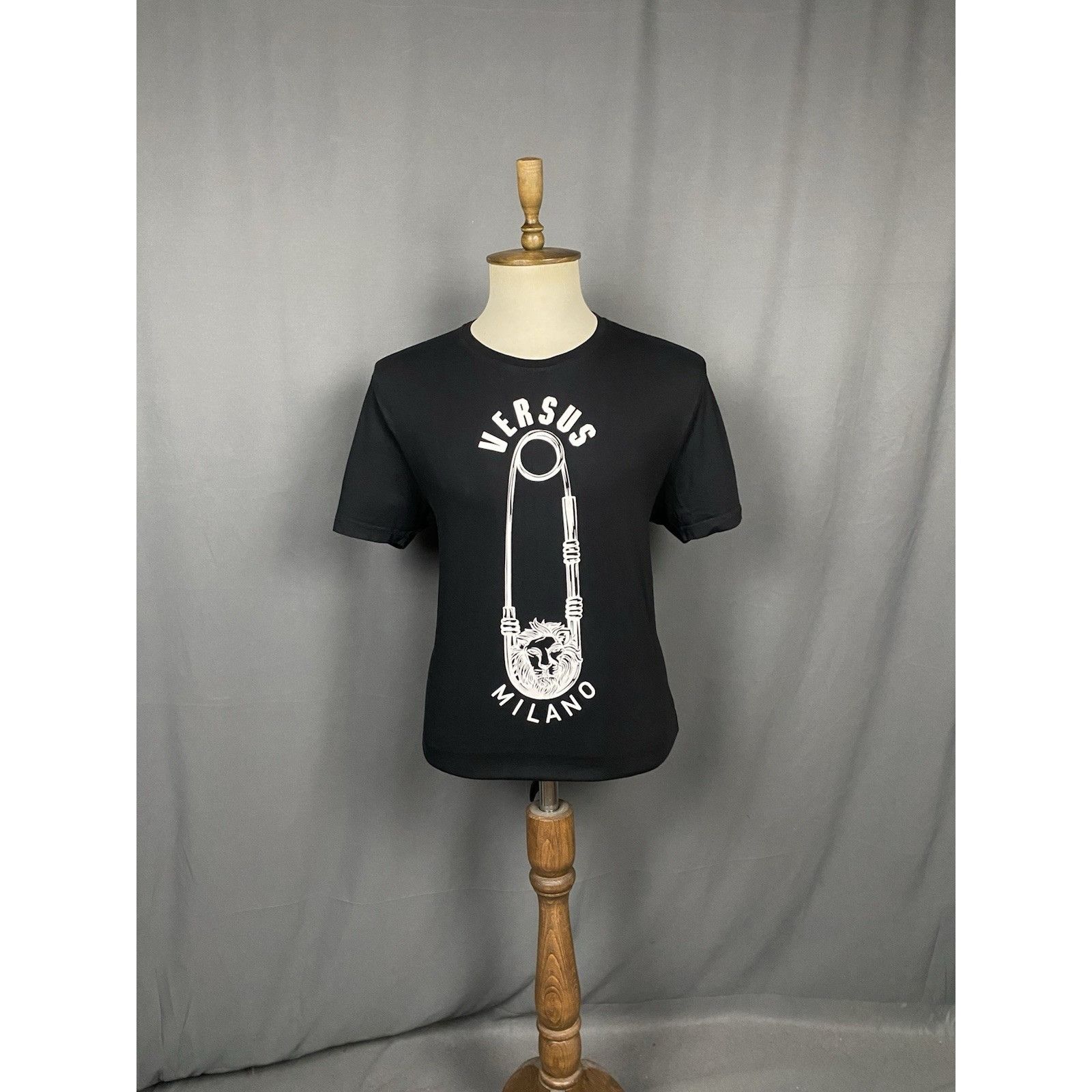 Versace Versus Versace Big Logo Men's Black T-Shirt Size 2XL Size US XXL / EU 58 / 5 - 3 Thumbnail