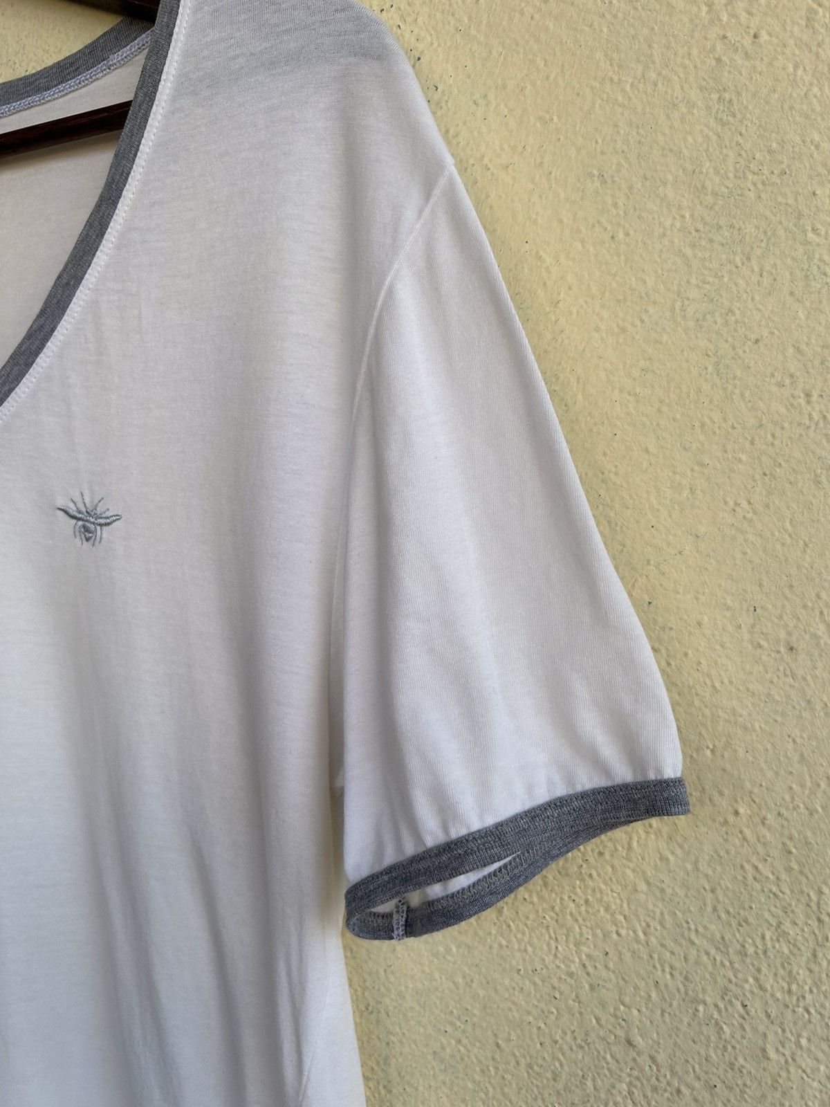 Christian Dior Monsieur Bee Embroidery V Neck Tshirt Size US S / EU 44-46 / 1 - 4 Thumbnail