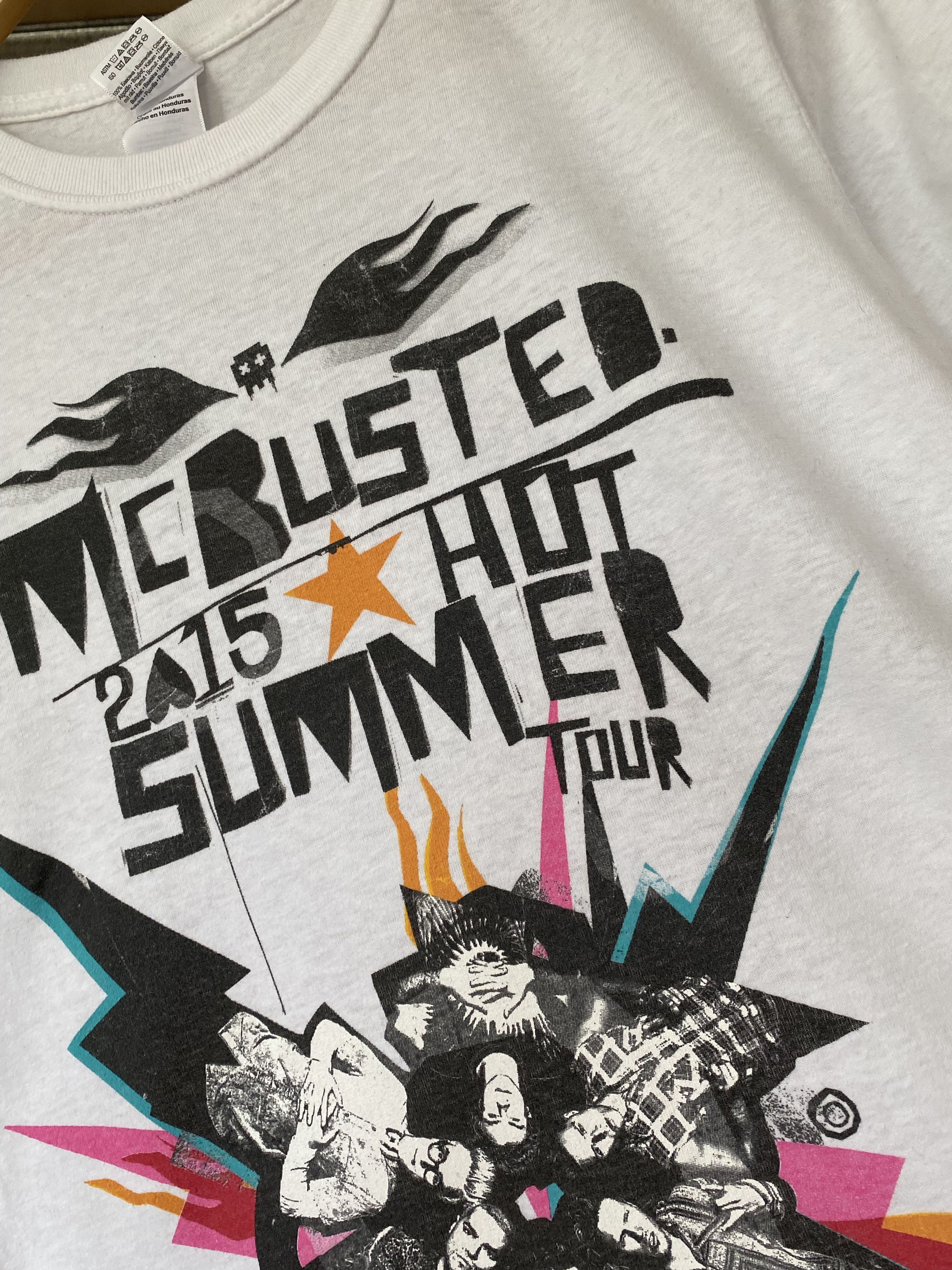 Band Tees Vintage 2015 McBusted Hot Summer Tour T-shirt Size US S / EU 44-46 / 1 - 10 Thumbnail