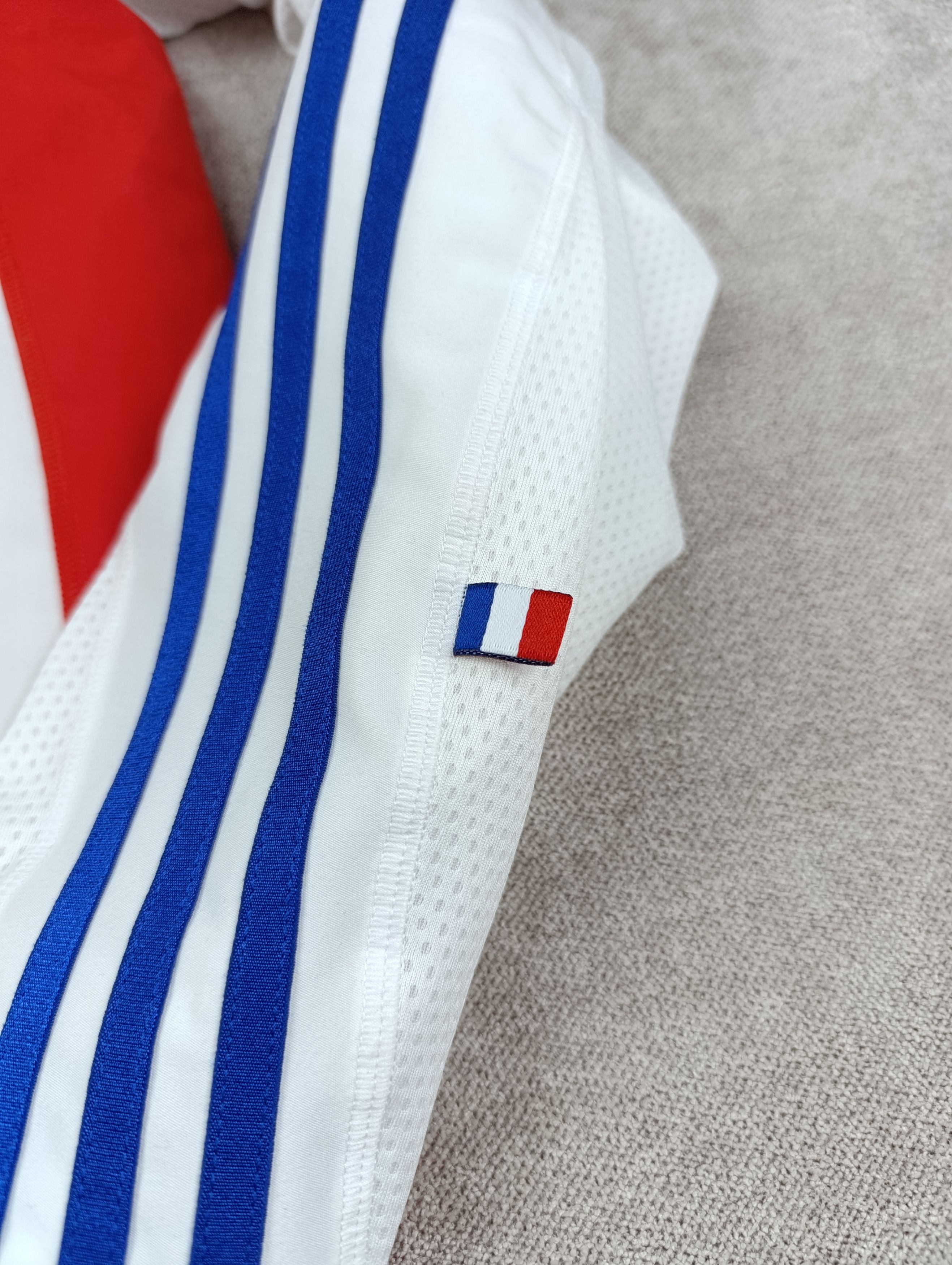 Adidas ADIDAS FRANCE VINTAGE TRACKSUIT ON DRAWSTRING Size US S / EU 44-46 / 1 - 5 Thumbnail