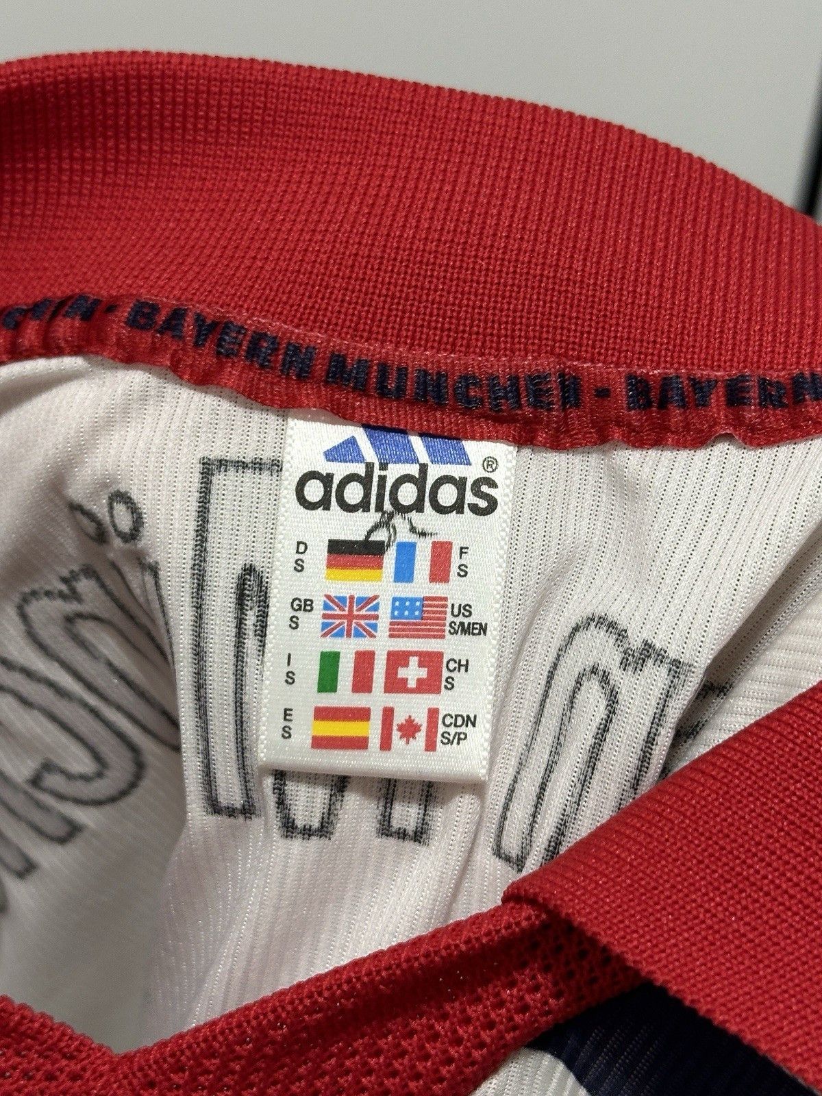 Adidas Vintage Fc Bayern Munich 1998 1999 Away Jersey Mens Soccer Size US S / EU 44-46 / 1 - 11 Thumbnail