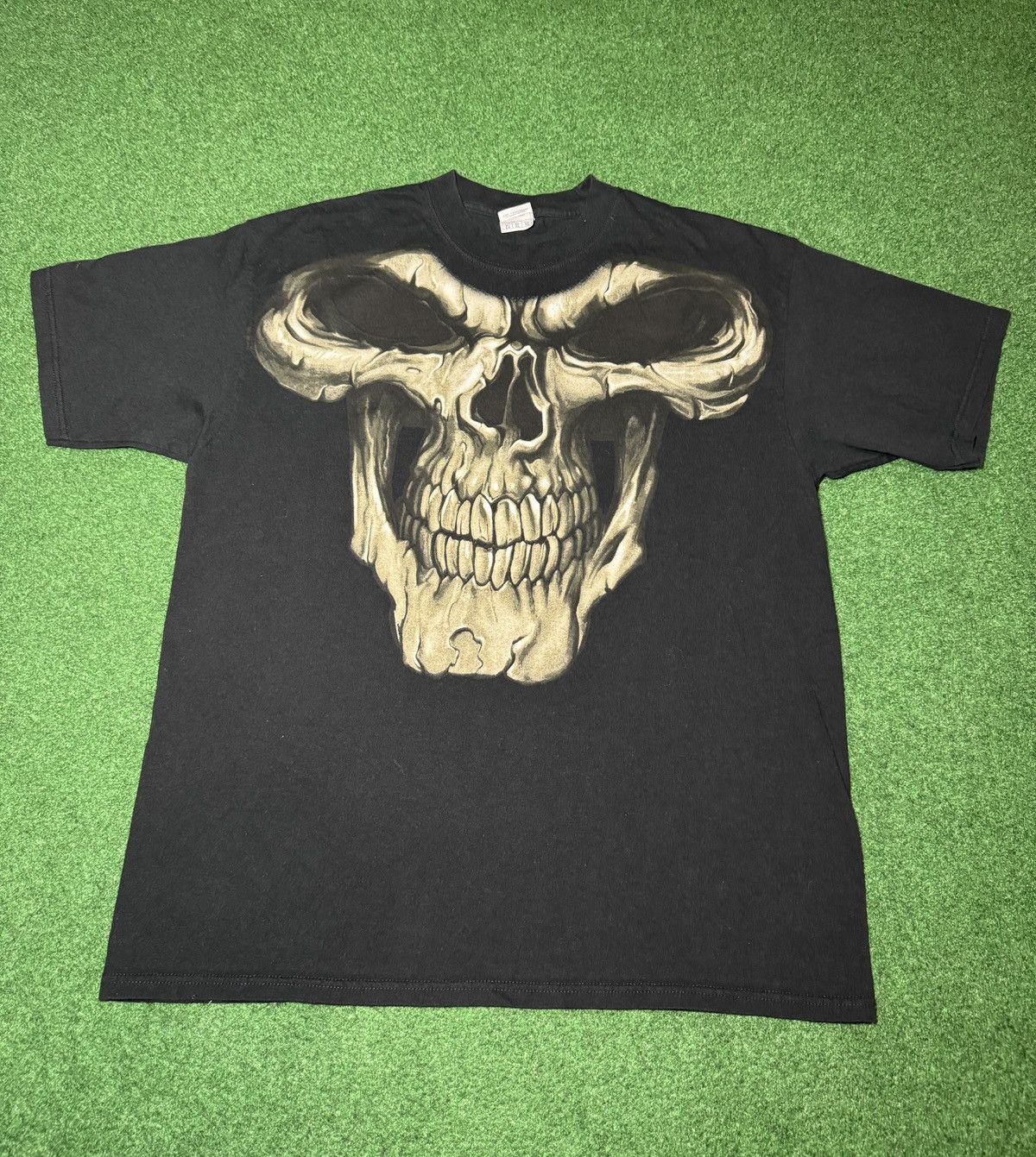 Vintage Vintage Y2K Big Skull Face Skeleton XL Grunge Biker T Shirt Size US XL / EU 56 / 4 - 1 Thumbnail