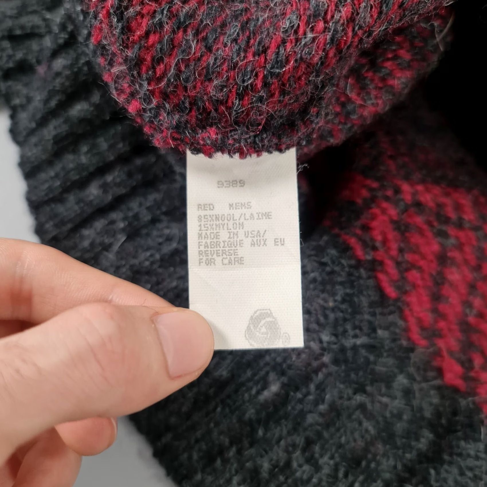 Vintage Woolrich Jumper Red XXL Wool Pullover Crew Neck Long Sleeve Fair Isle Vintage Mens Size US XXL / EU 58 / 5 - 6 Thumbnail