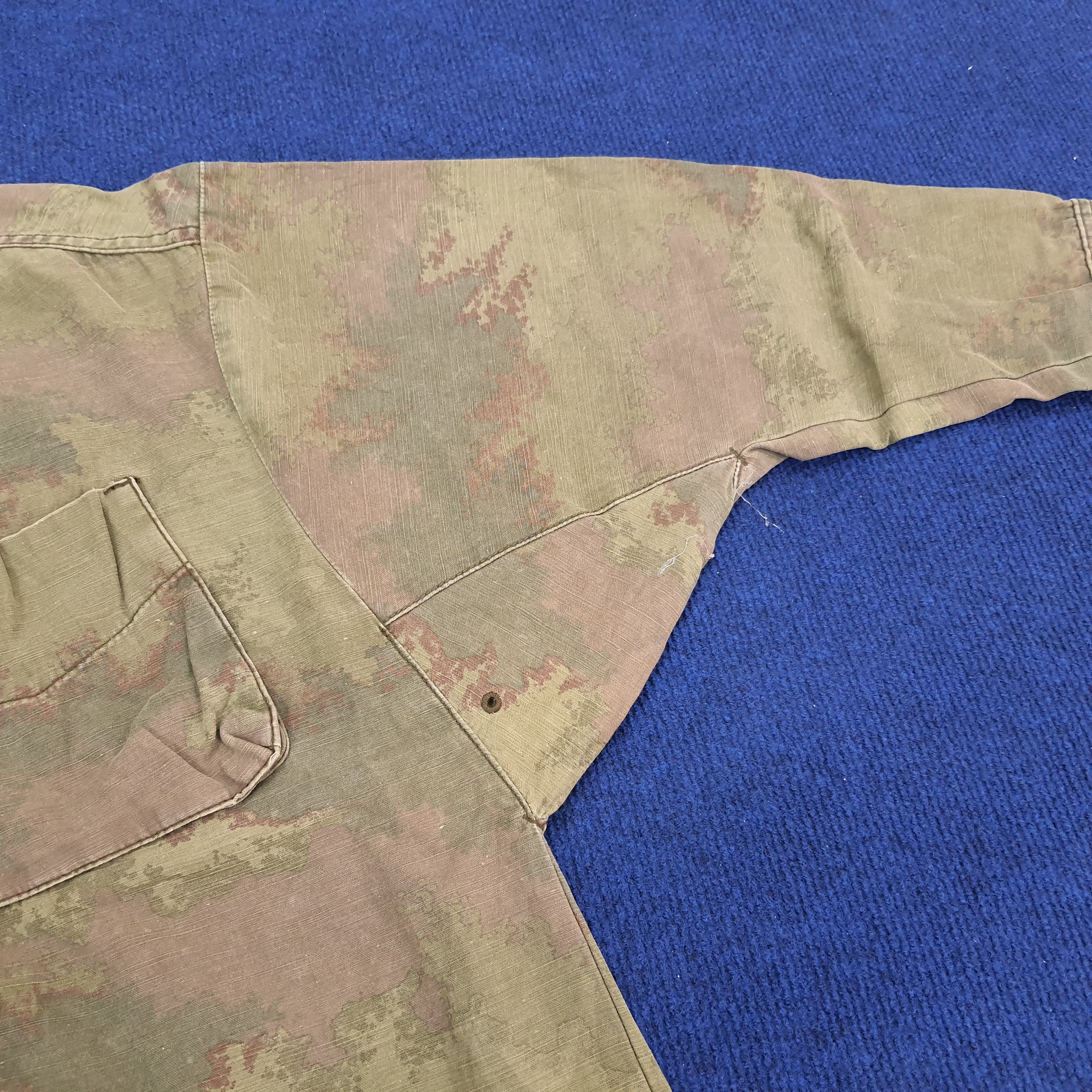 Vintage Vintage RNA Republic Inc. Military Style Shirt Size US L / EU 52-54 / 3 - 5 Thumbnail