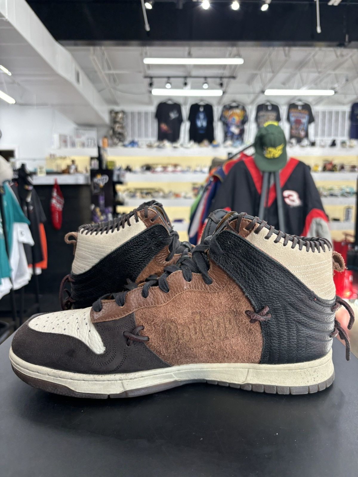 Bodega × Nike Nike Dunk High Bodega Legend Fauna Brown Sz. 12 (2020) Size US 12 / EU 45 - 5 Thumbnail