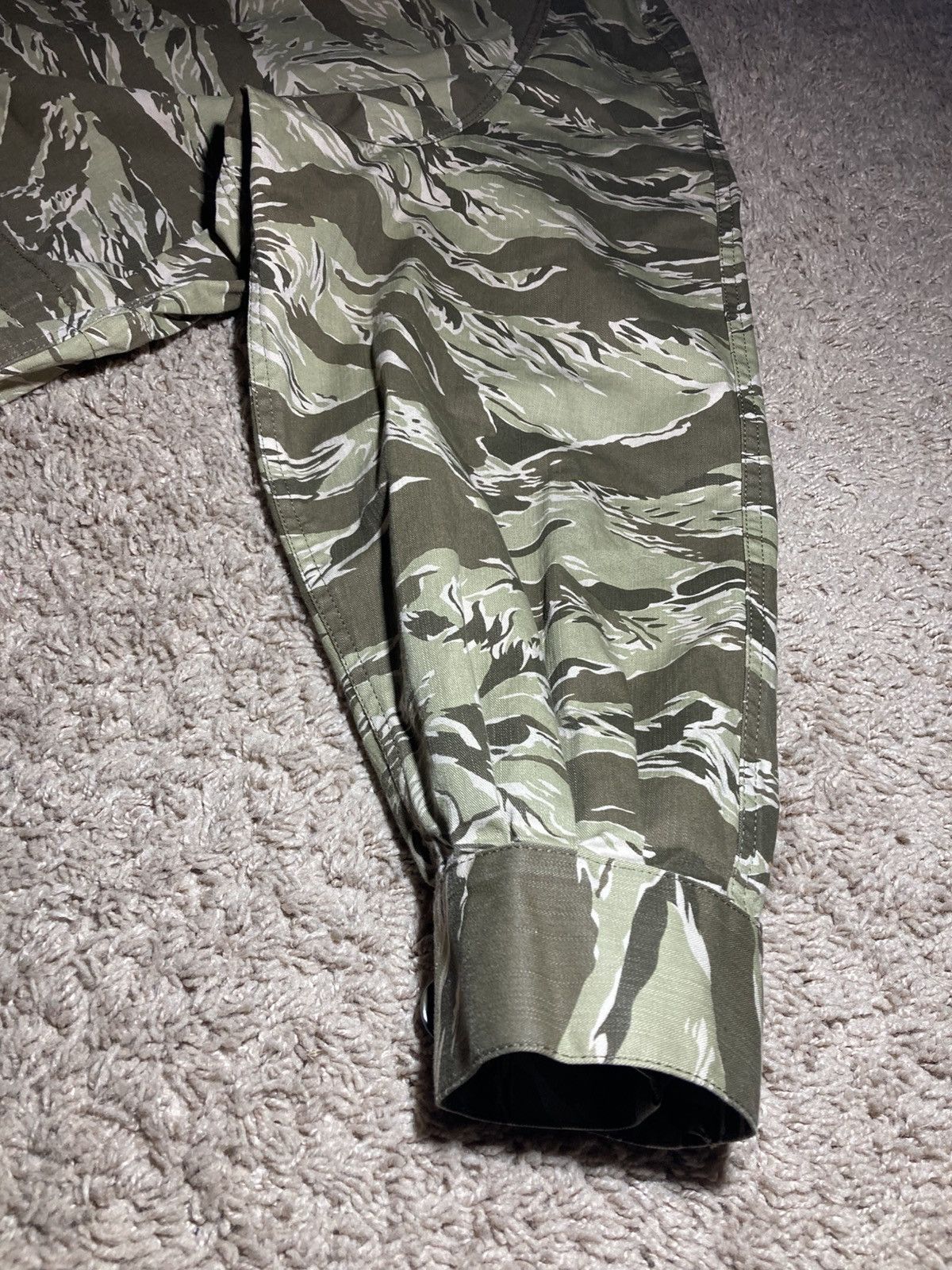 Celine SS20 Celine Tiger Camo Hooded Jacket 2020 Hedi Slimane Parka Size US M / EU 48-50 / 2 - 5 Thumbnail