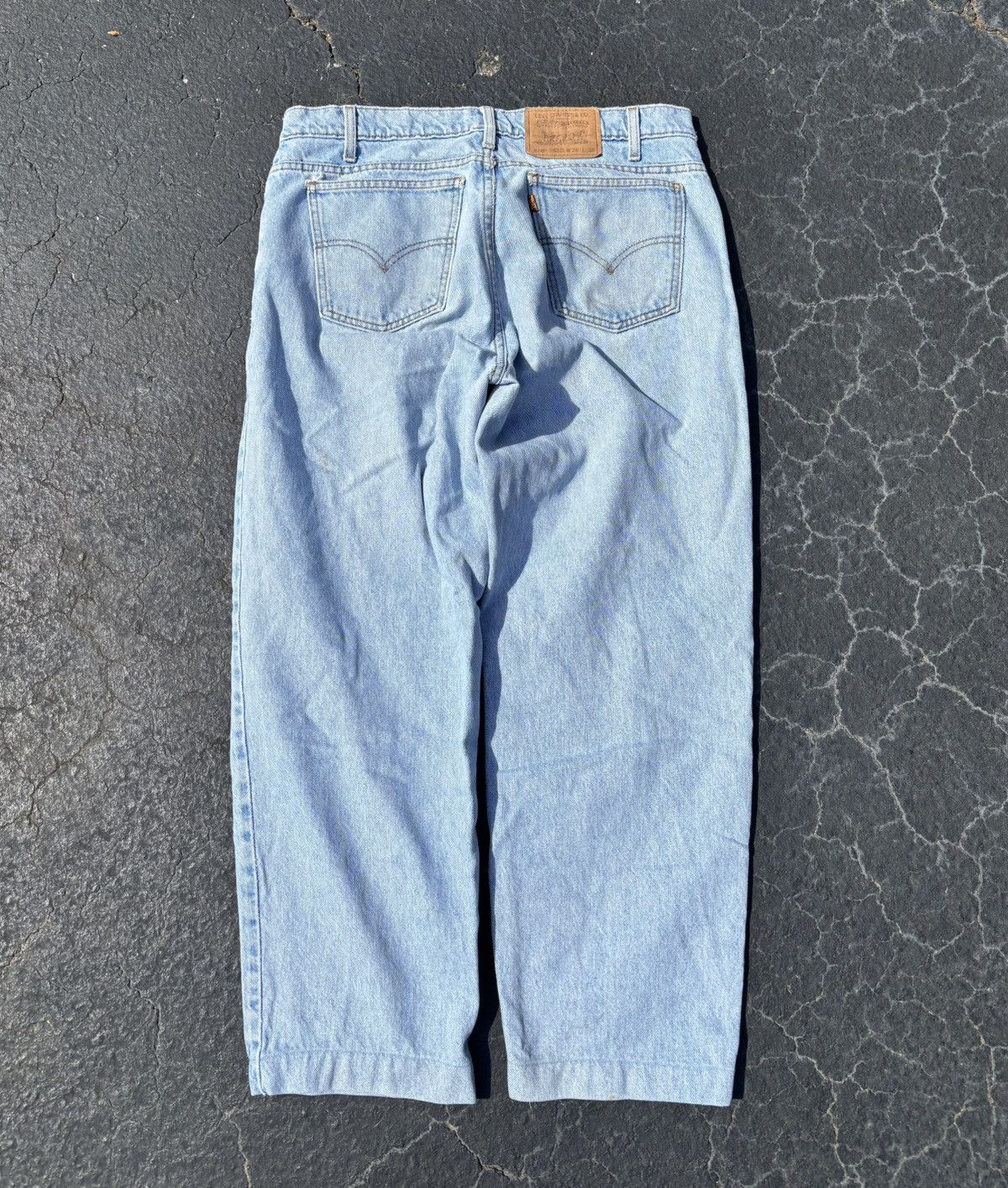 Vintage Vintage Levis 550 1990s Orange Tab Jeans 34x30 Size US 34 / EU 50 - 1 Thumbnail