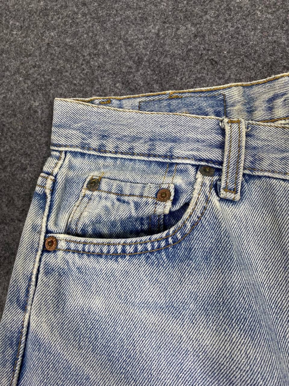 Levi's vintage 90s levis 501 stained light blue denim Size US 29 - 14 Thumbnail