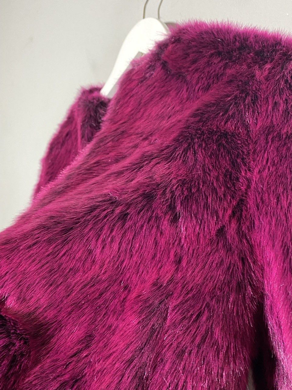 Versace Vintage 90s Versace Classic V2 Y2k Faux Fur Coat Jacket Size L / US 10 / IT 46 - 8 Thumbnail