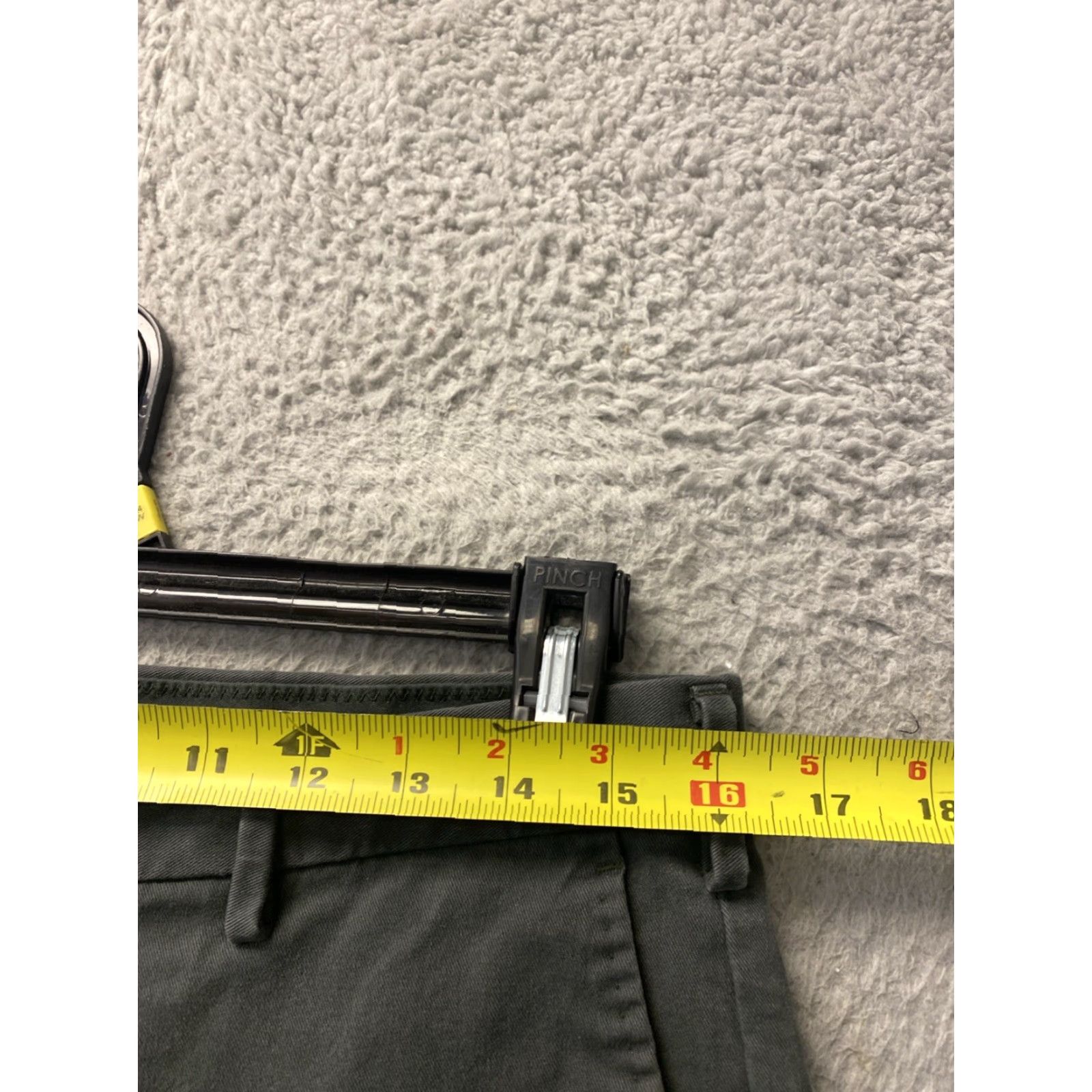Uniqlo Uniqlo Stretch Chino Pants Men Slim Fit 31 x 34 Gray Flat Front_zip Stretch Casual Formal City Preppy Mens Size US 31 - 3 Thumbnail