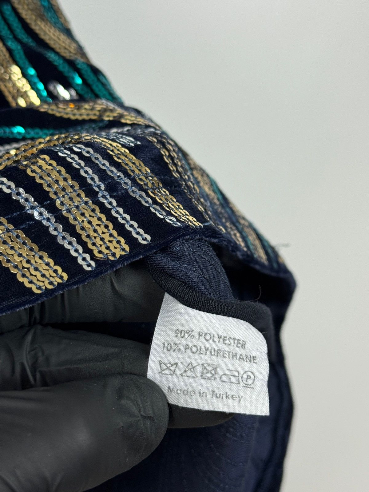 Dries Van Noten Dries Van Noten Sequin Velvet High Neck Top Size M / US 6-8 / IT 42-44 - 24 Thumbnail
