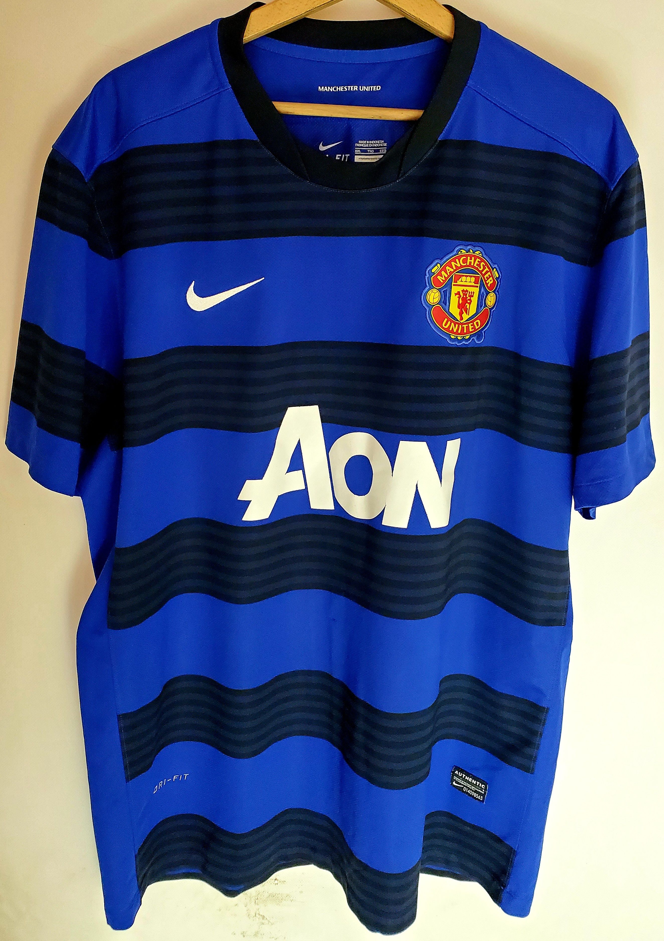 Nike MANCHESTER UNITED 2012 2013 AWAY FOOTBALL JERSEY NIKE XXl Size US XXL / EU 58 / 5 - 1 Thumbnail