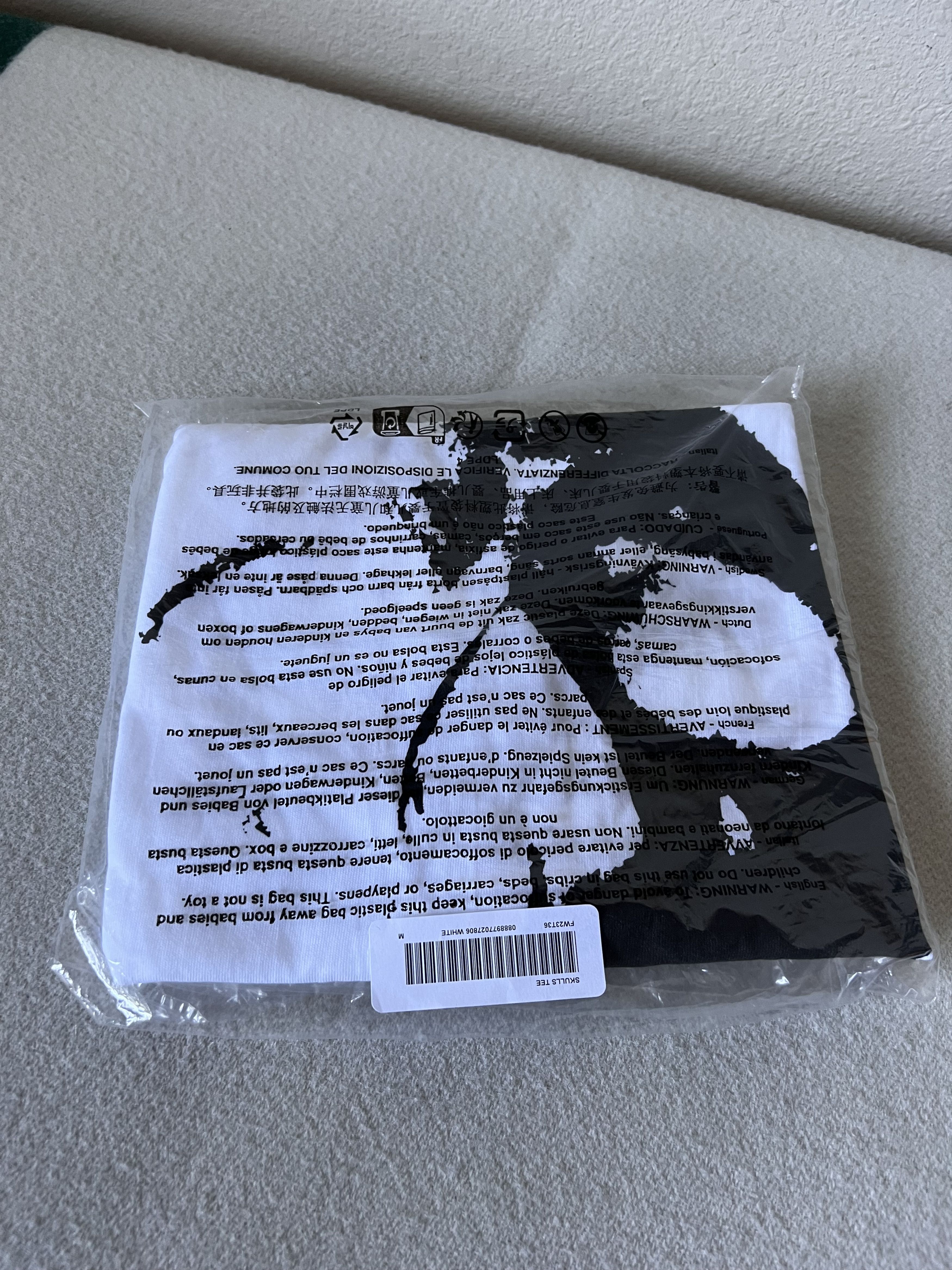 Bounty Hunter × Supreme Supreme Bounty Hunter Skulls Tee in White Size US M / EU 48-50 / 2 - 3 Thumbnail
