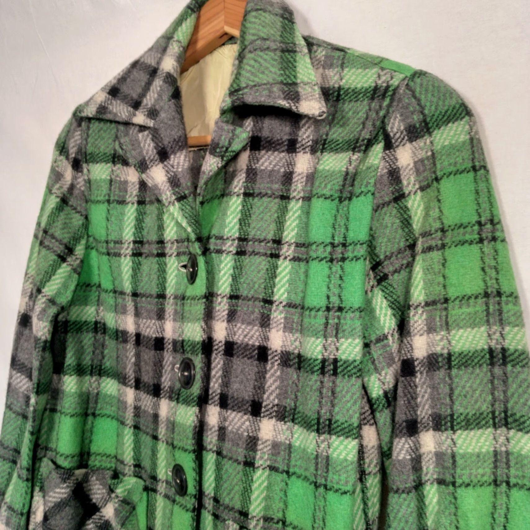 Vintage VINTAGE Womens Coat Shirt Jacket Wool blend Green Black Plaid 1950s 1960s Small SS Women Shirt Jacket Wool blend Green Black Plaid 1950s 1960s Size S / US 4 / IT 40 - 7 Thumbnail