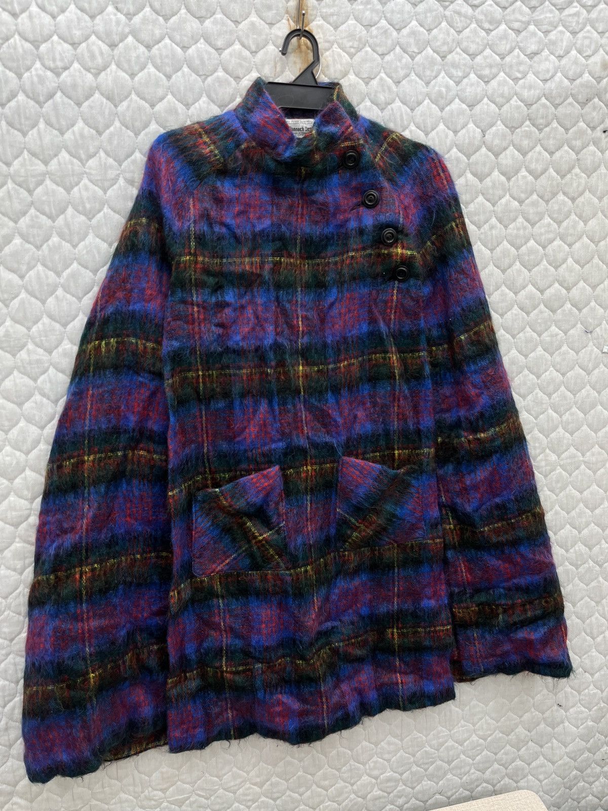 Vintage 🔥🔥🔥STEALS RANNOCH DESIGN DOUBLE POCKET MOHAIR WOOL POCHO Size ONE SIZE - 2 Thumbnail