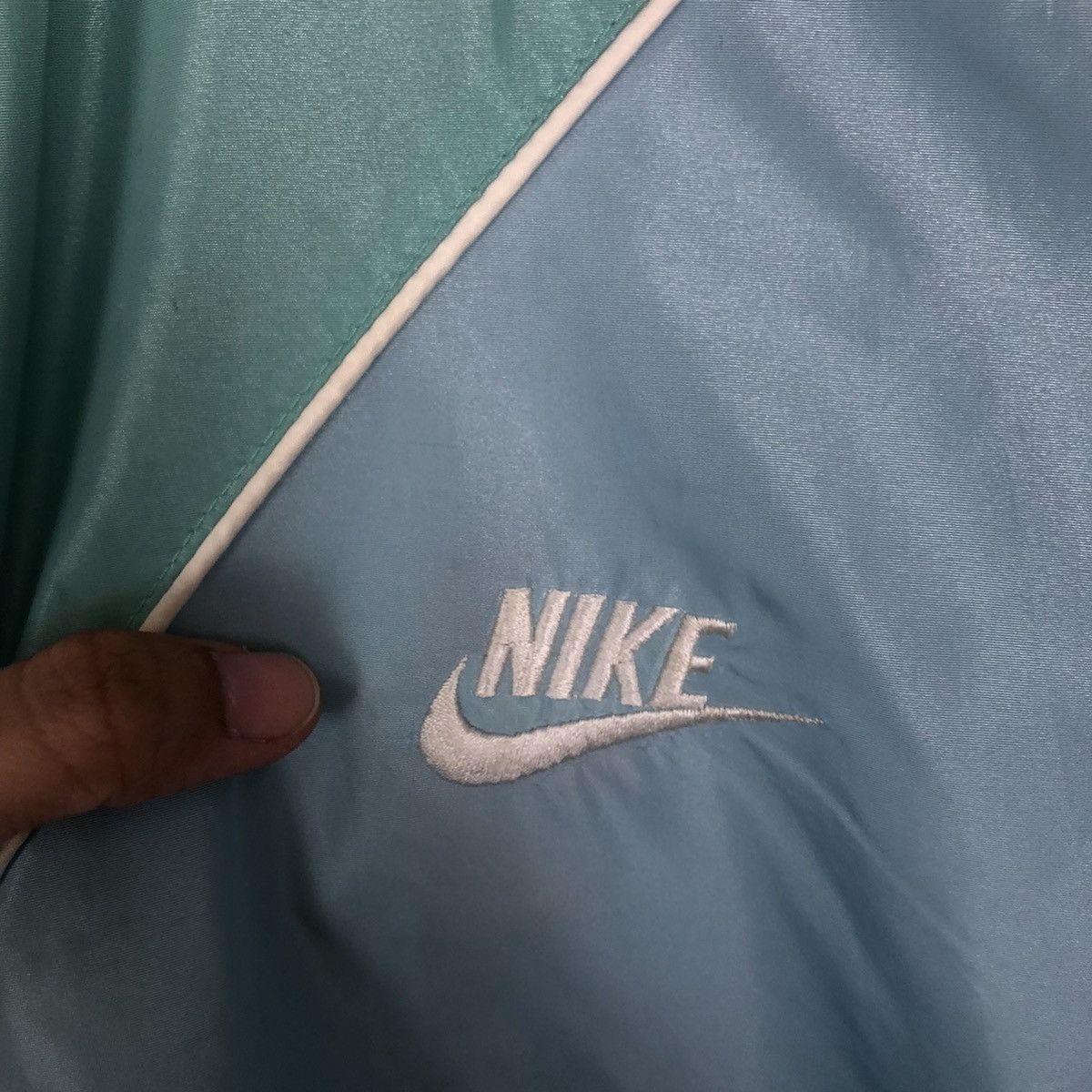 Nike 🔥VINTAGE 90’s NIKE BOMBER JACKET BLUE TAG Size US L / EU 52-54 / 3 - 12 Thumbnail