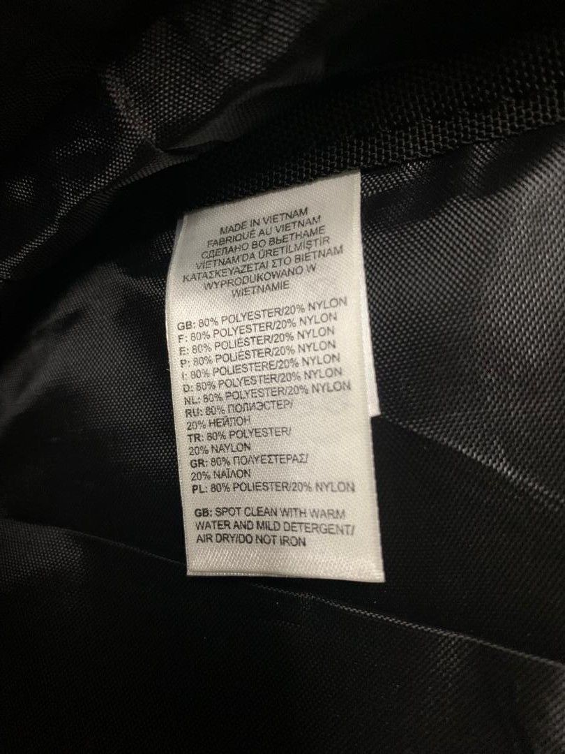 The North Face THE NORTH FACE SLING BAG Size 30 - 7 Thumbnail