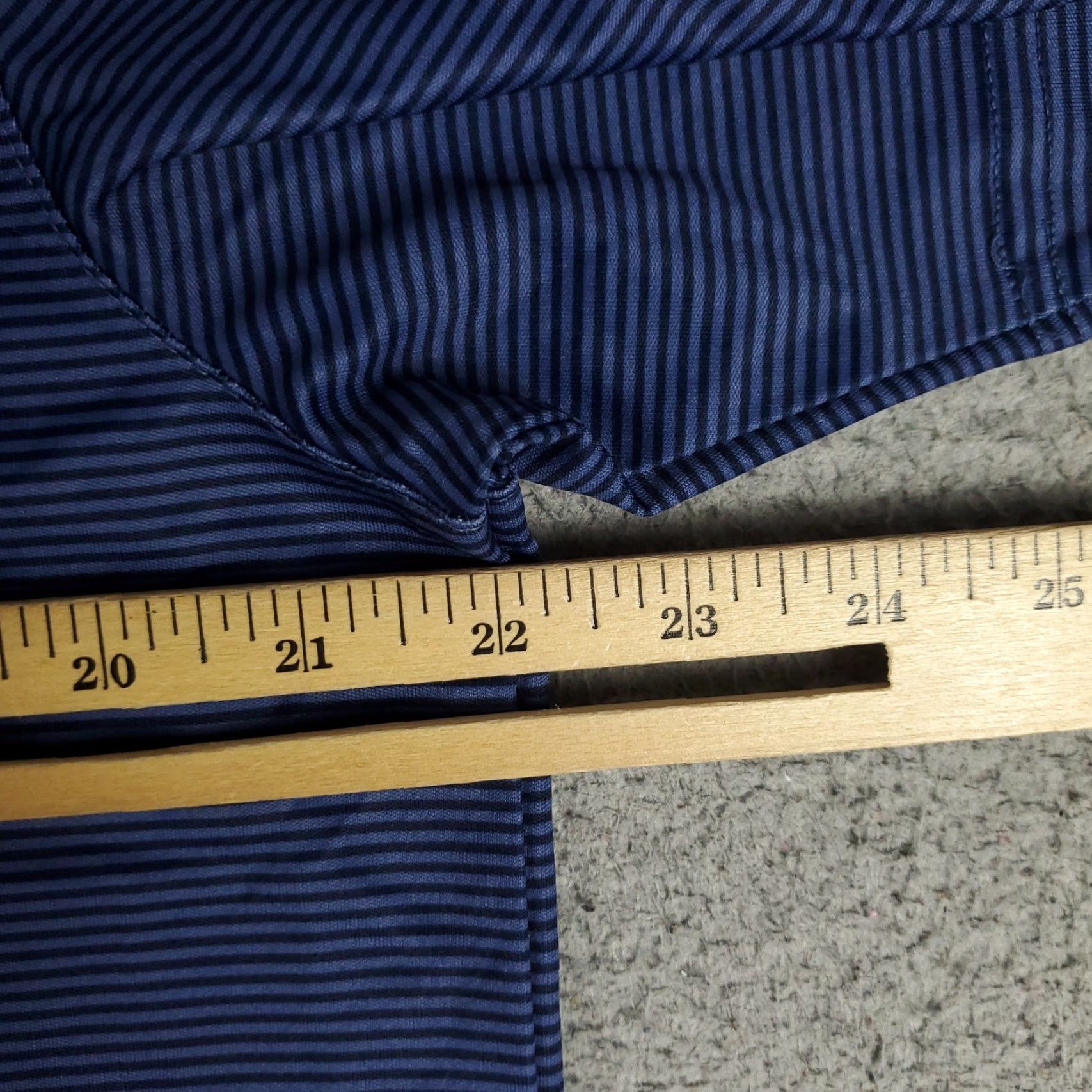 Vintage Greg Norman Polo Shirt Mens Large Blue Striped Shark Golf Short Sleeve Polo - Greg Norman - Polo - Blue - Striped - Short Sleeve - Mens Size US L / EU 52-54 / 3 - 6 Thumbnail