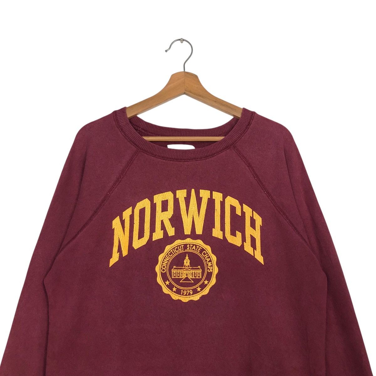 Champion Vintage Sweatshirt Champion Norwich Connecticut State Champ Size US L / EU 52-54 / 3 - 4 Thumbnail