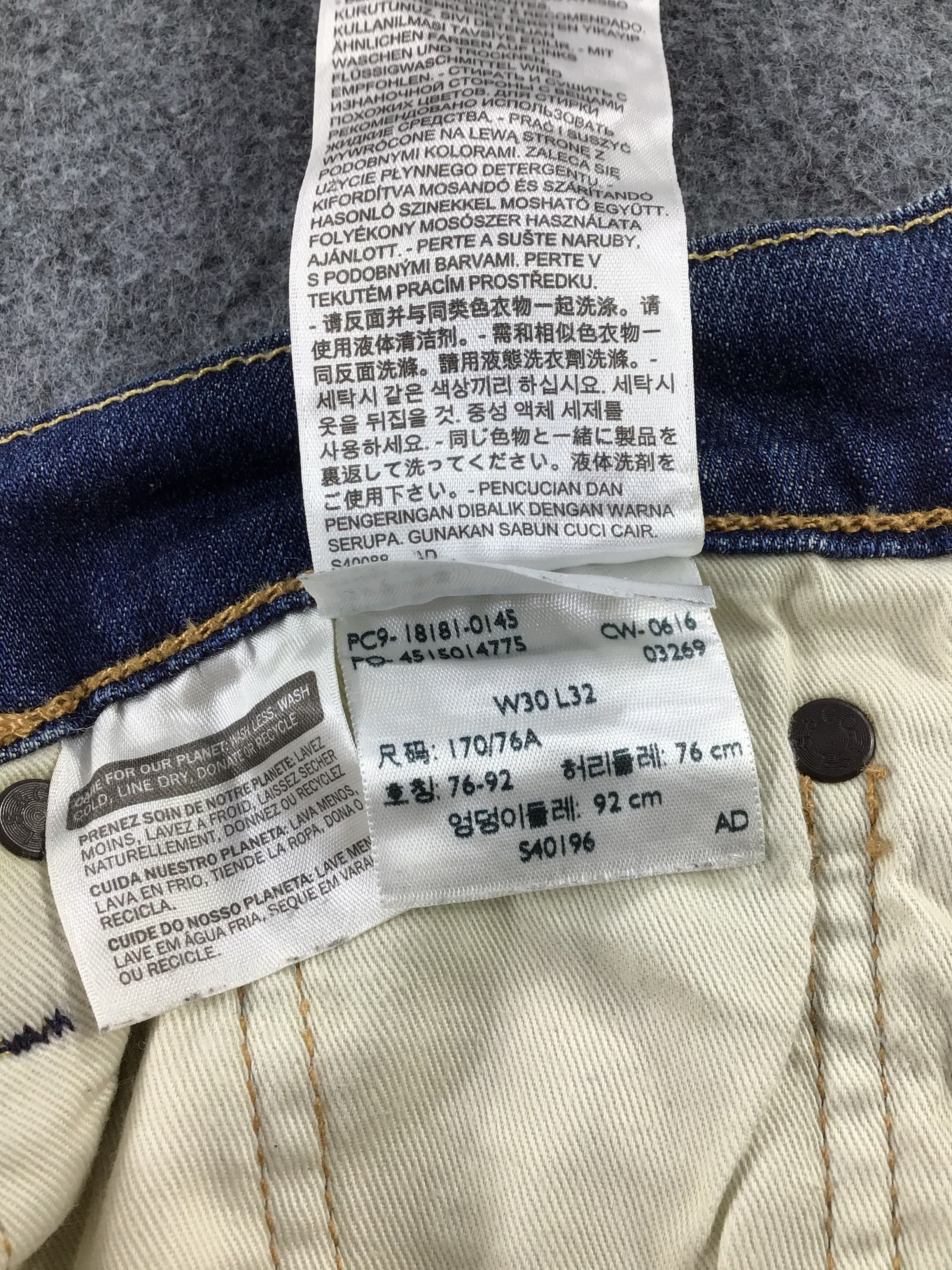 Levi's Vintage Distress Levis 541 Jeans-JM486 Size US 32 / EU 48 - 11 Thumbnail