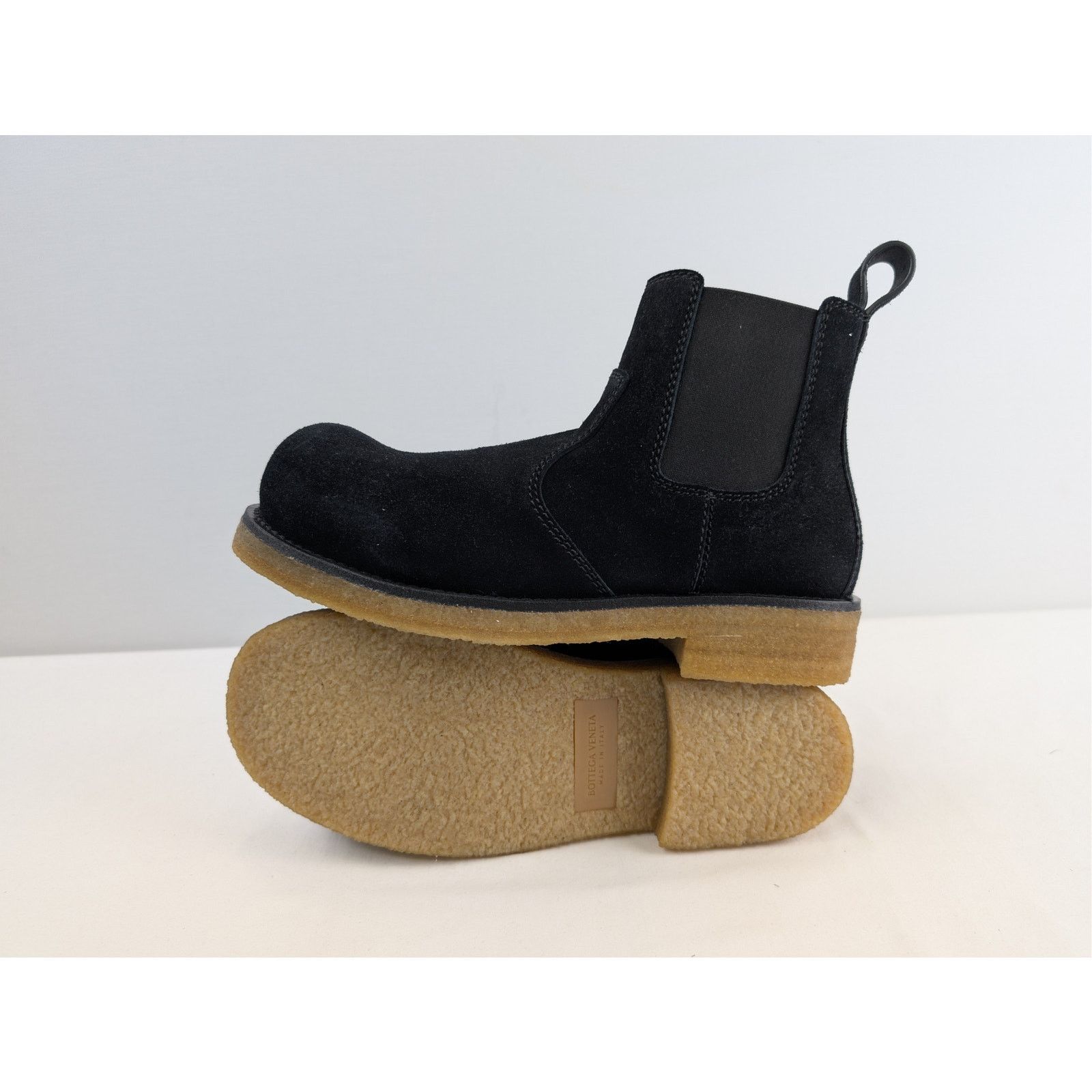Bottega Veneta o1rshd1 Deep Nubuck Helium Ankle Boots in Black Size US 8 / EU 41 - 13 Thumbnail