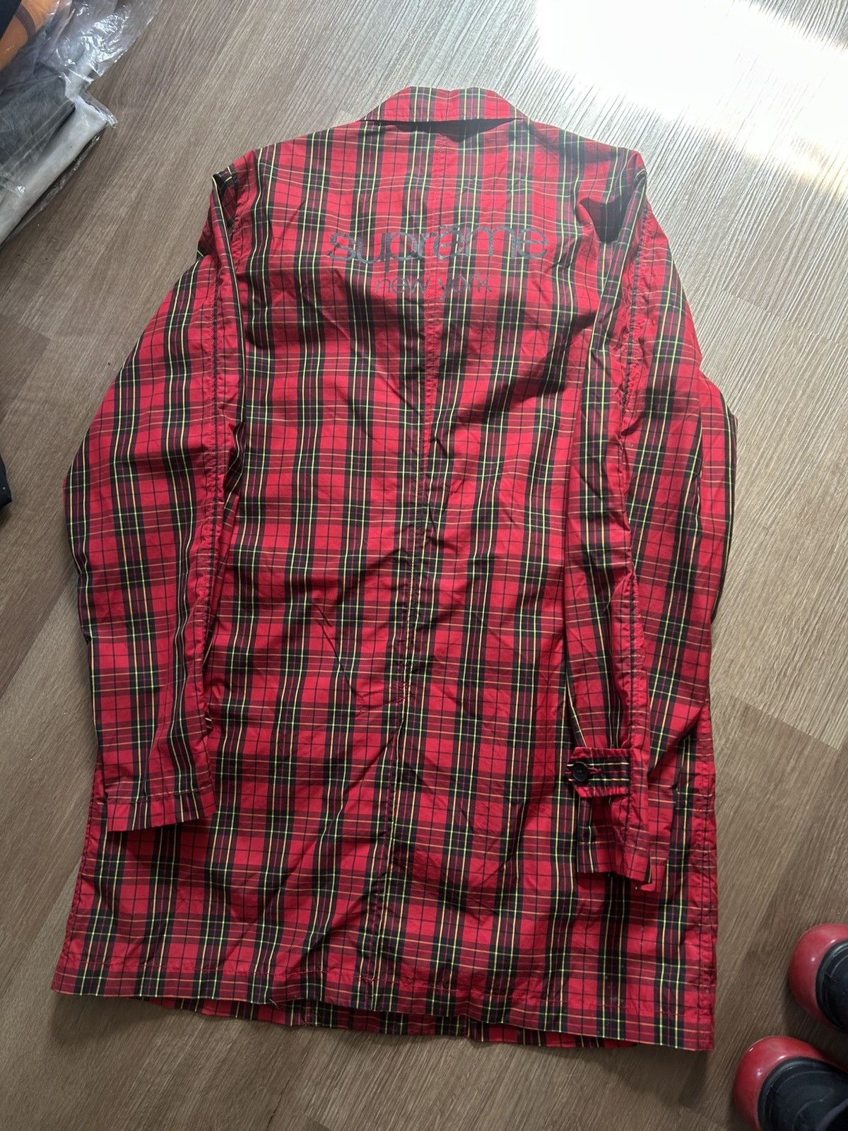 Supreme Supreme Red Plaid Trench Coat SS15 Size US L / EU 52-54 / 3 - 3 Thumbnail