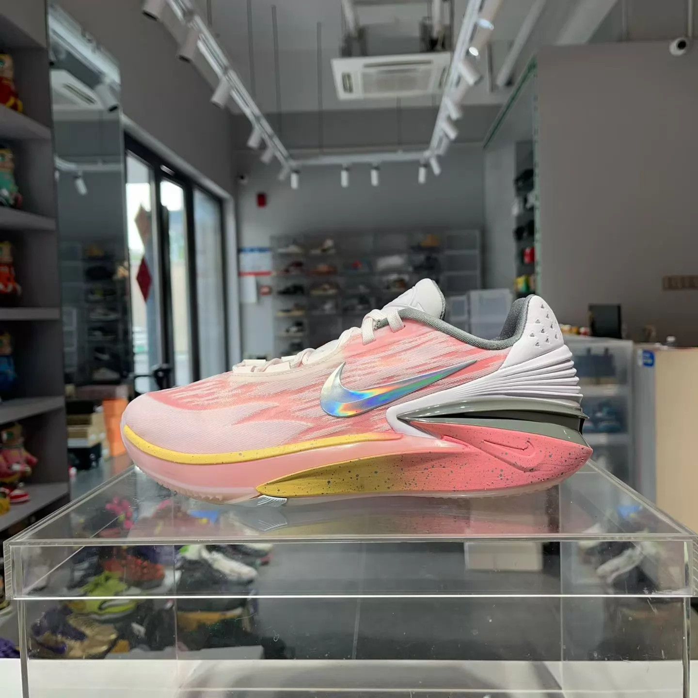 Nike Nike Zoom GT Cut 2 Peach EUR 44 Size US 11 / EU 44 - 2 Thumbnail