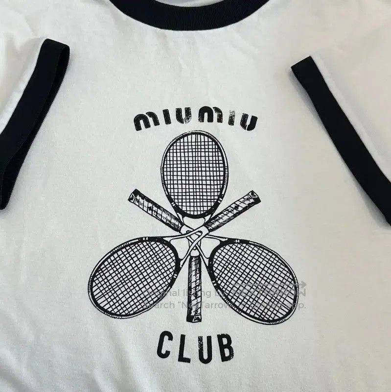 Miu Miu White Cotton Graphic T-Shirt .