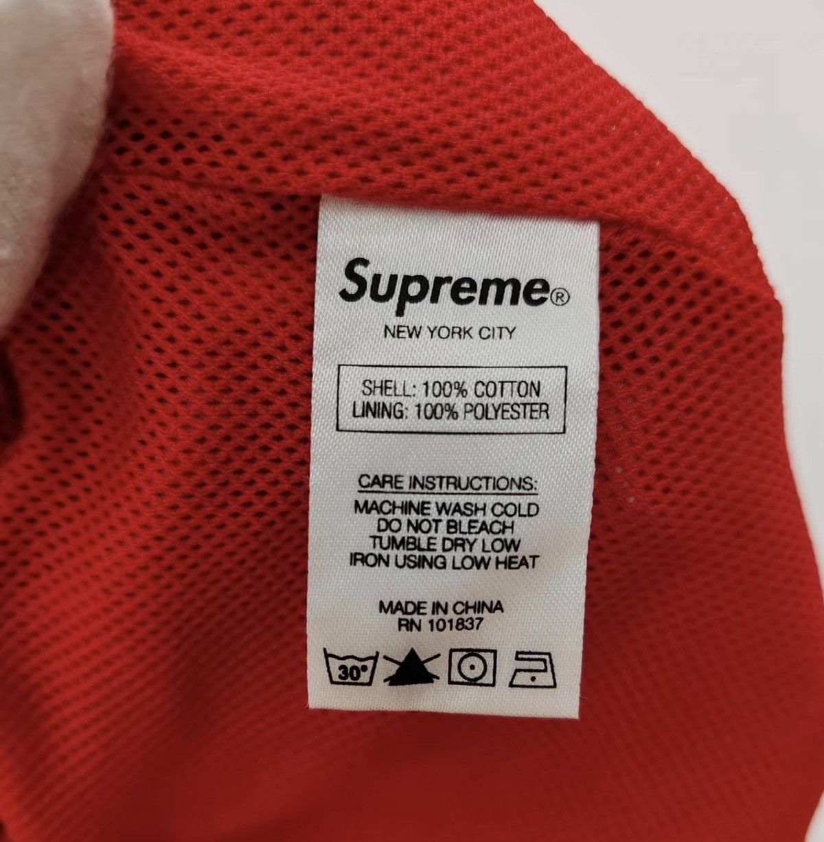 Supreme Supreme red bandana paisley track pant Size US 32 / EU 48 - 4 Thumbnail