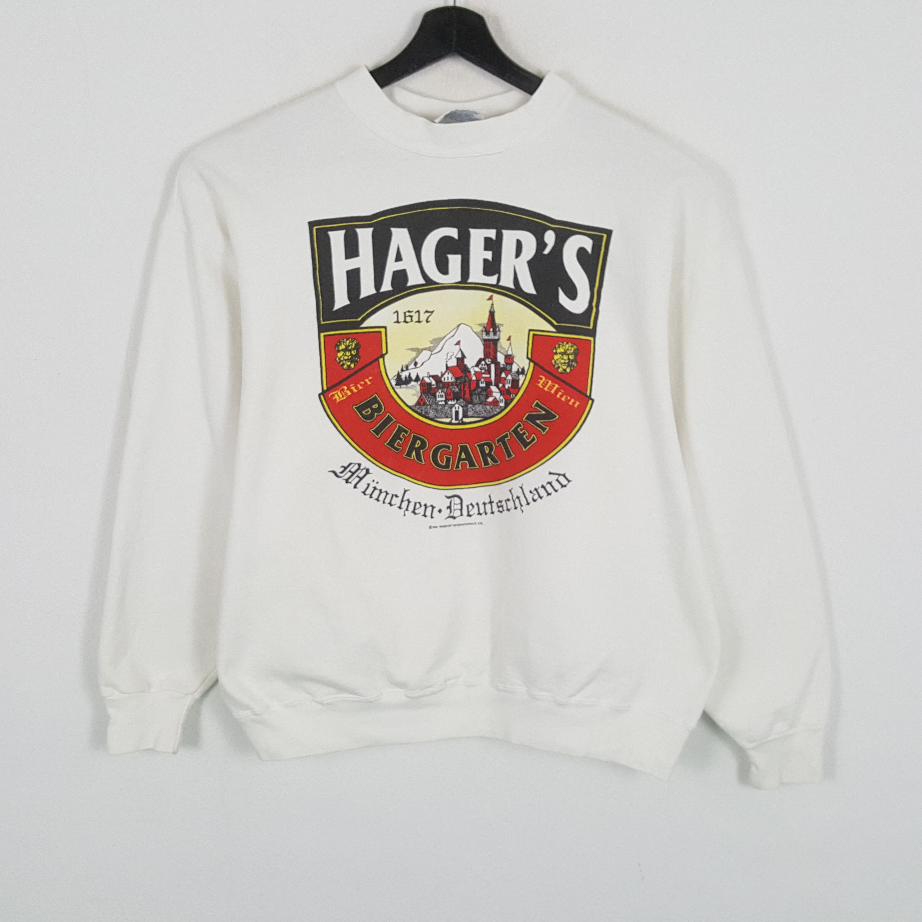 Vintage HAGER'S BIERGARTEN Vintage Sweatshirt Size US L / EU 52-54 / 3 - 1 Thumbnail