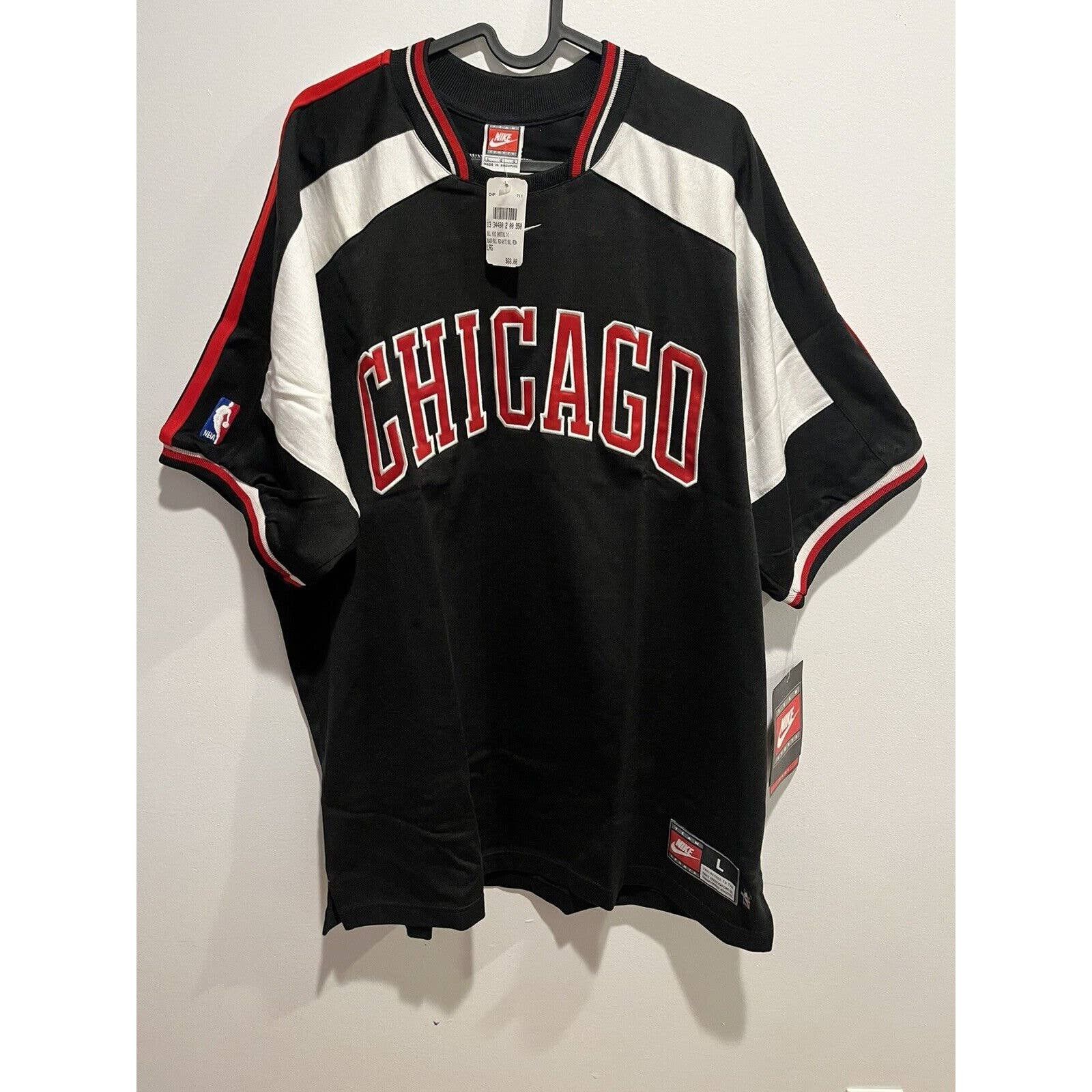 image of Vintage Chicago Bulls Nike Warm Up Jordan Xii 1990 L in Black, Men's (Size Large)