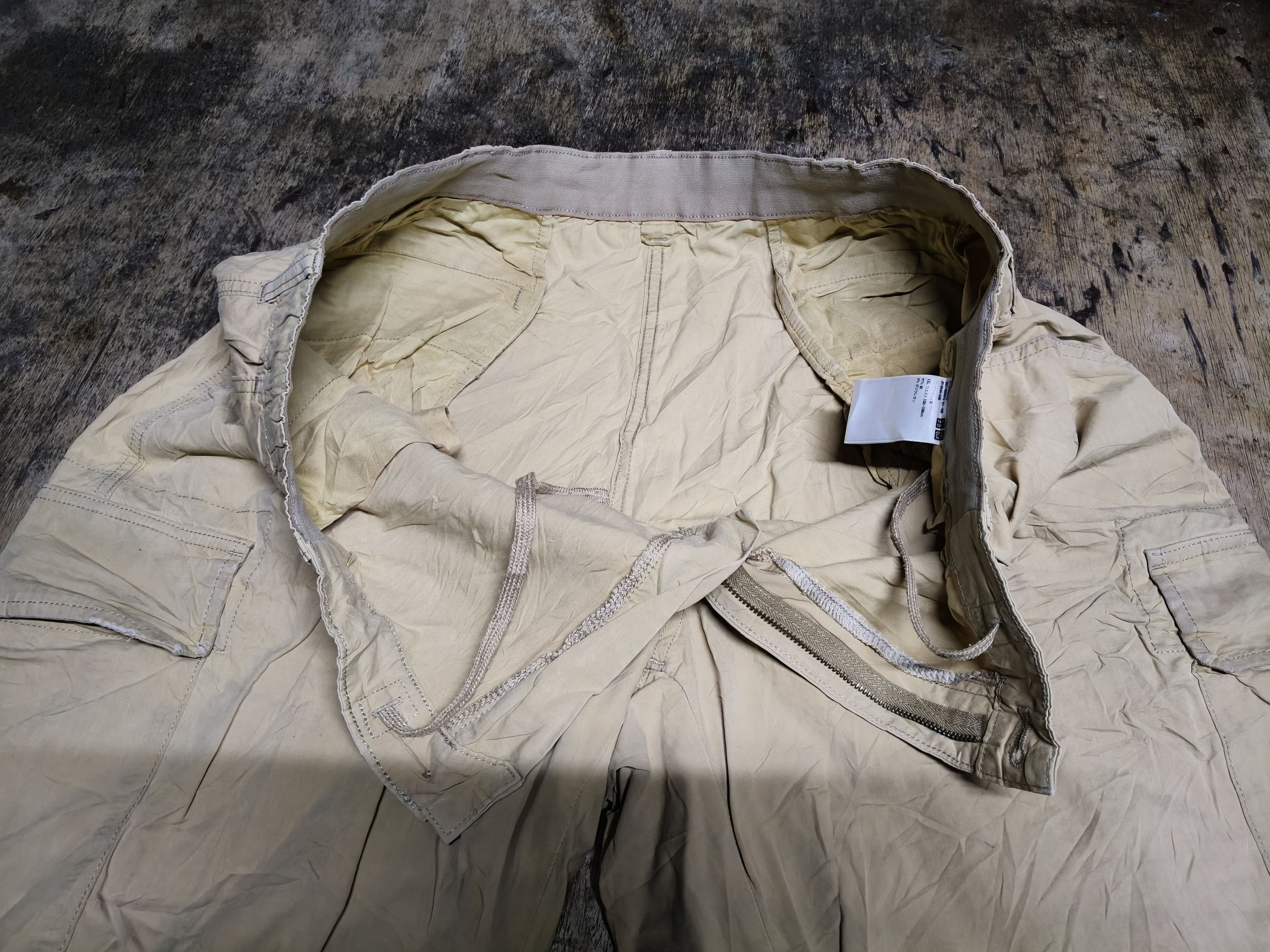 Uniqlo Uniqlo Cargo pants Size US 40 / EU 56 - 3 Thumbnail
