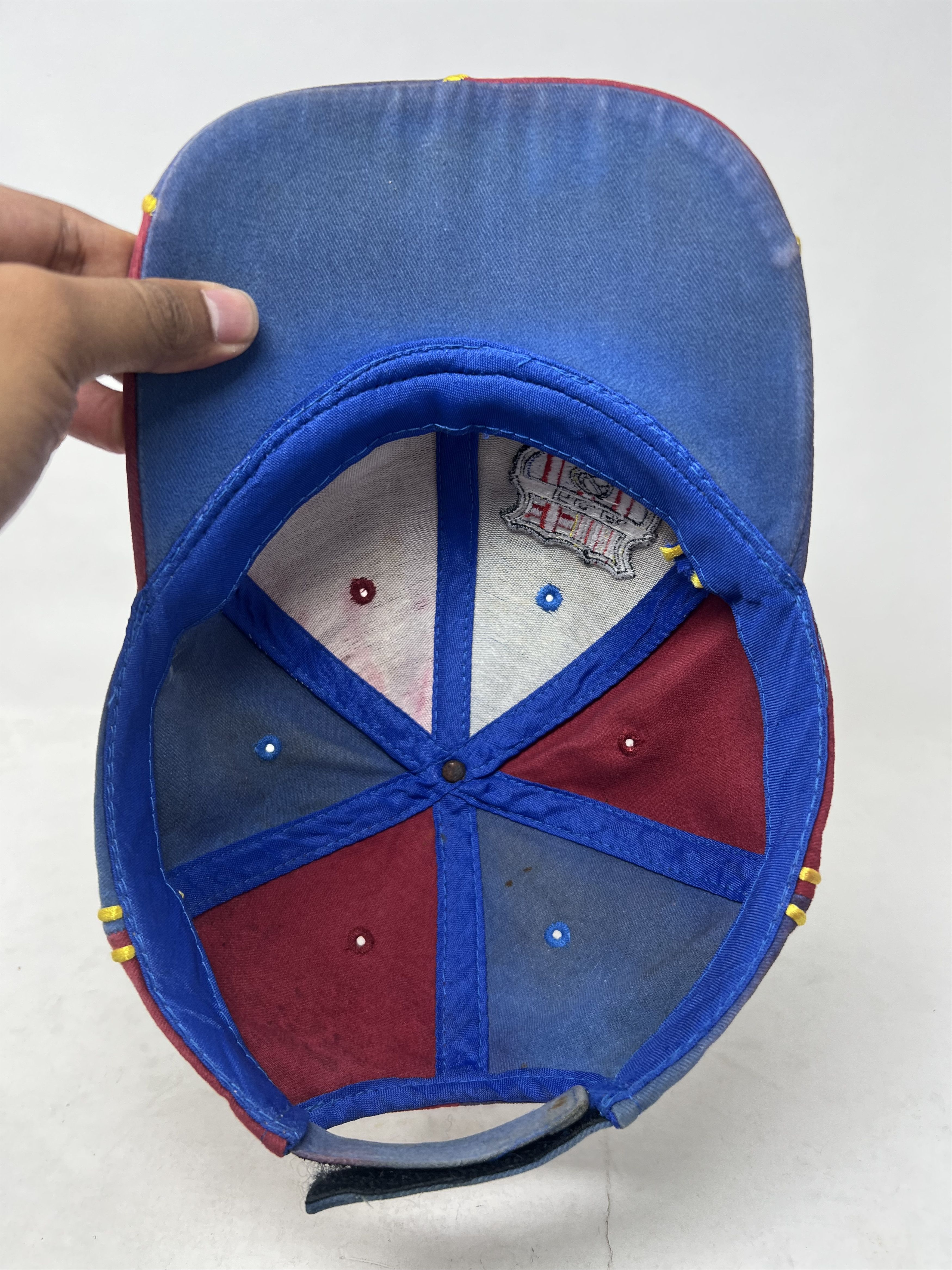Vintage Vintage FC Barcelona Hat Size ONE SIZE - 7 Thumbnail
