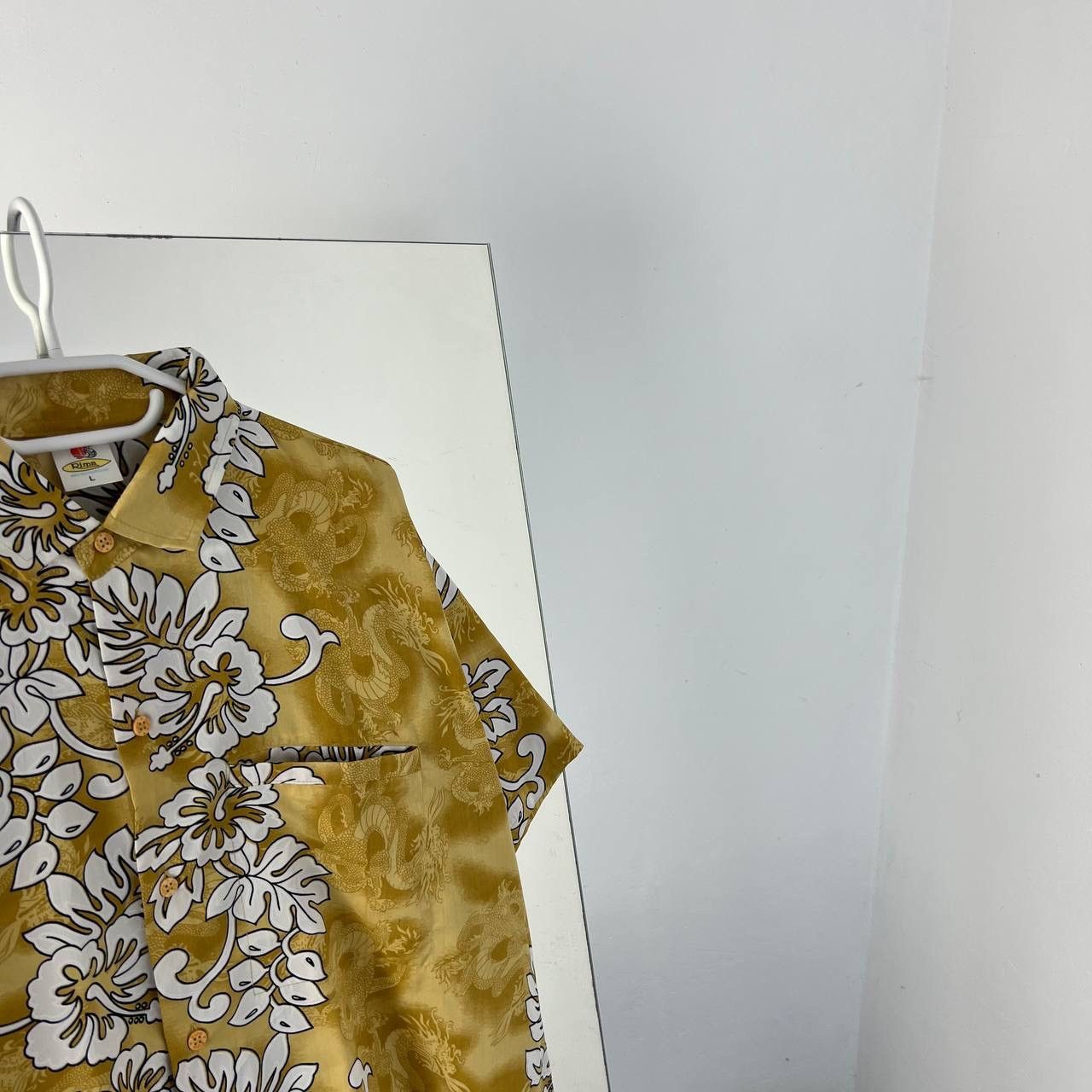 Vintage Vintage Y2K Japanese Dragons Logo Button Up Hawaiian Shirt Size US L / EU 52-54 / 3 - 2 Thumbnail