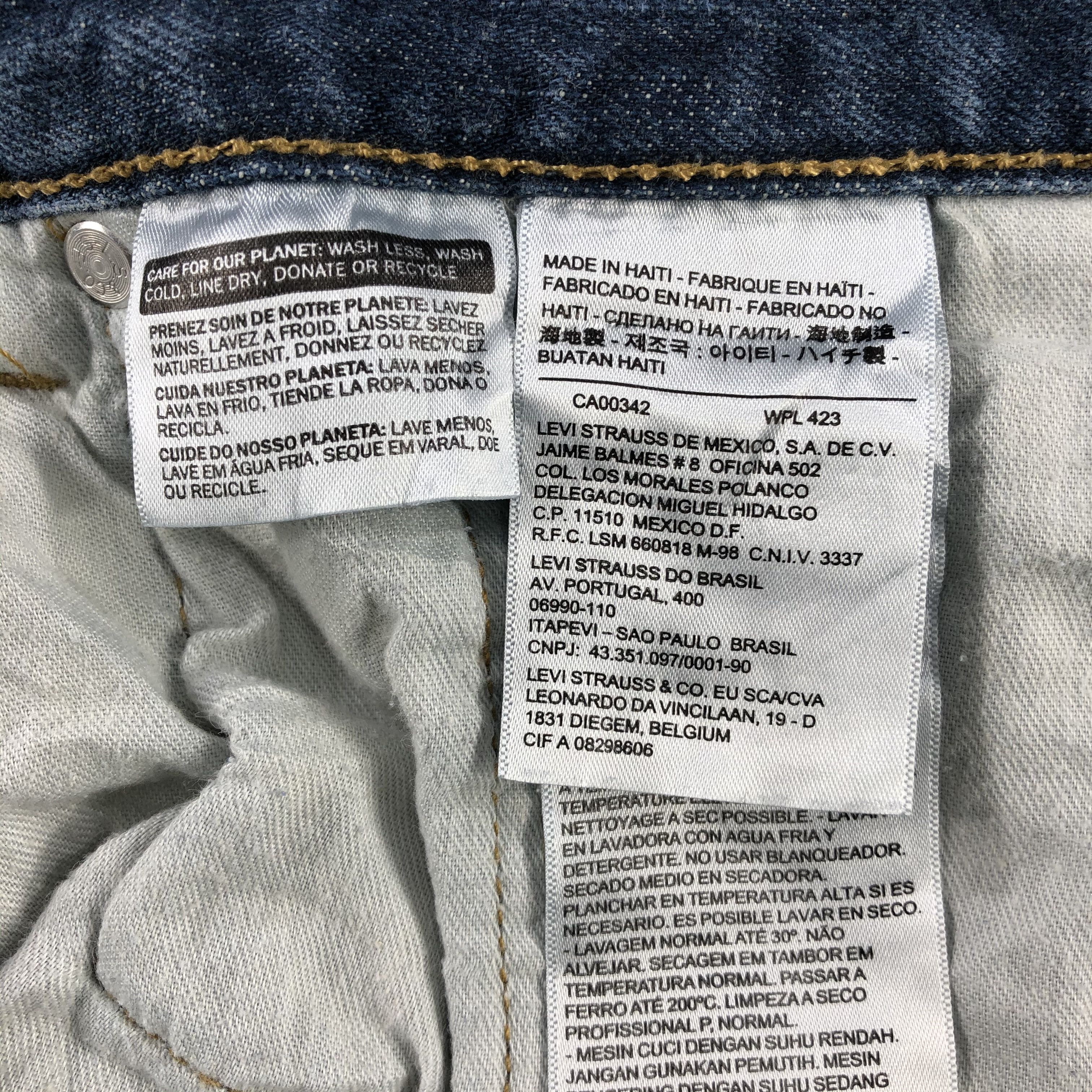 Levi's Vintage Blue Wash Levis 501 Jeans-JM3091 Size US 40 / EU 56 - 10 Thumbnail