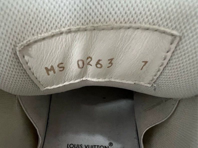 Louis Vuitton Louis Vuitton TRAINER black and white chunky board shoes Size US 7 / EU 40 - 7 Thumbnail