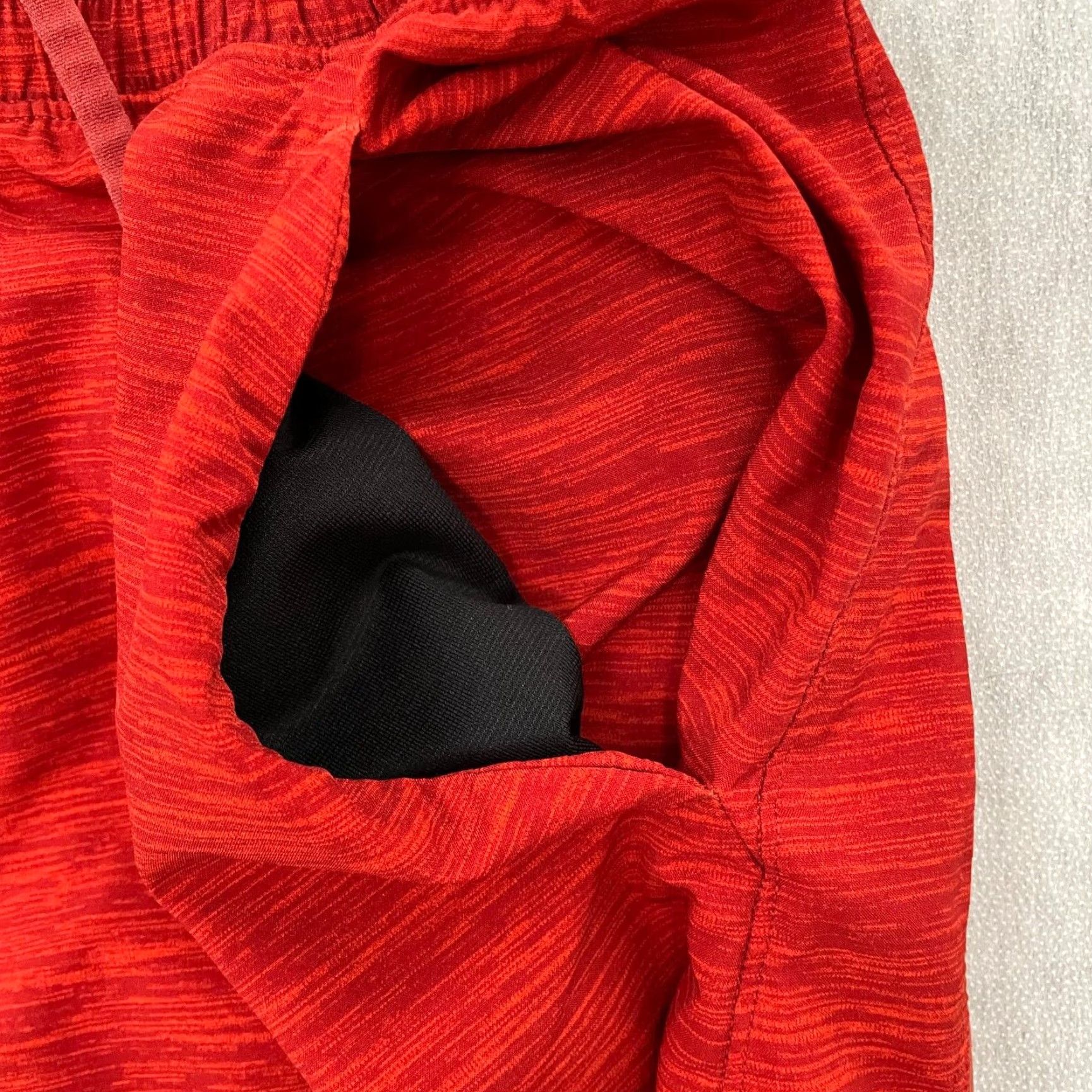 Lululemon VINTAGE Not Applicable Lululemon Shorts Mens Small Activewear Gym Running Casual S Red Pace Breaker Size US 29 - 7 Thumbnail