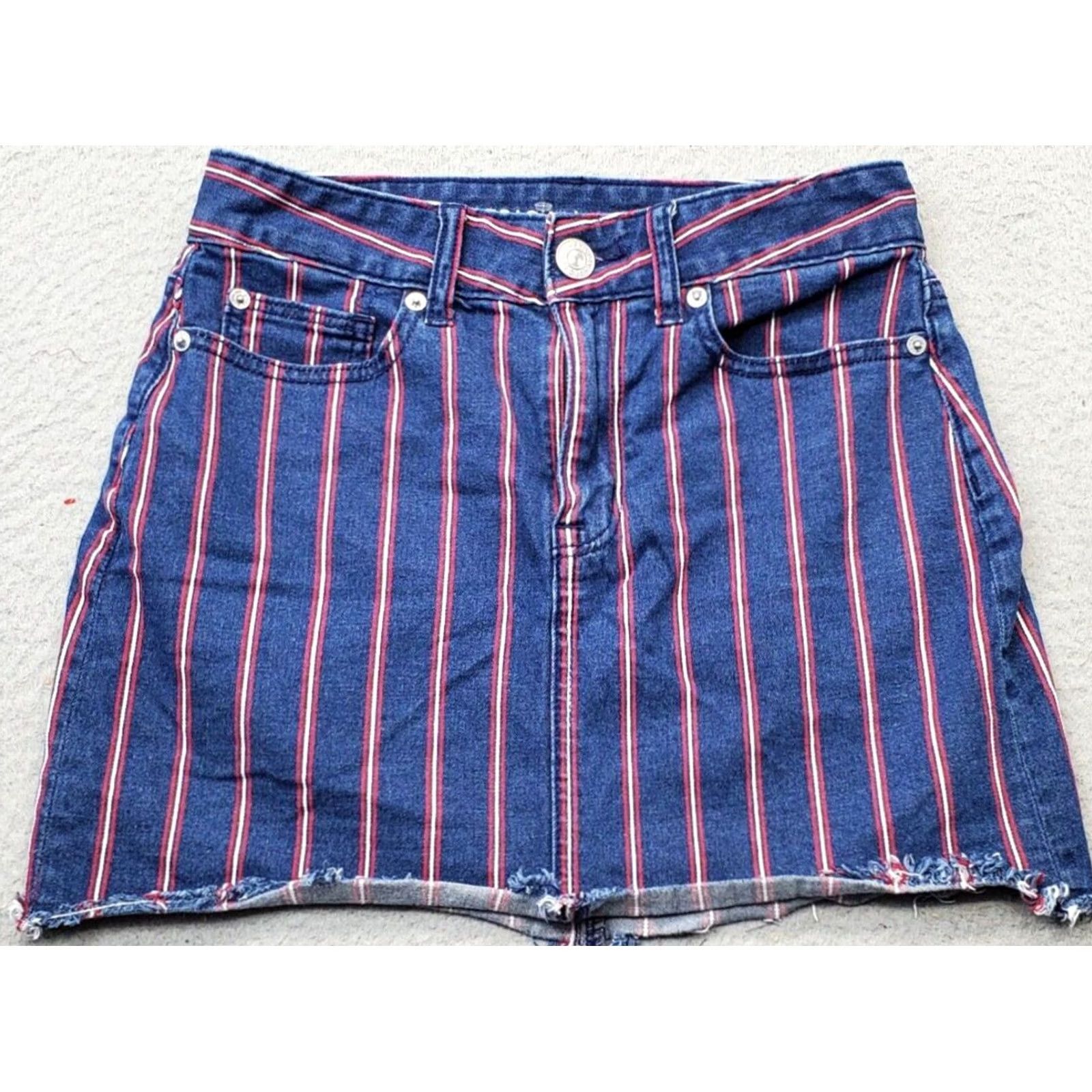 American Eagle Outfitters American Eagle Outfitters Denim Skirt Womens Size 2 Multicolor Striped, Short Mini, Stretch, Pockets, Casual, Denim Skirt, Size 2, Womens Size 26" / US 2 / IT 38 - 2 Thumbnail