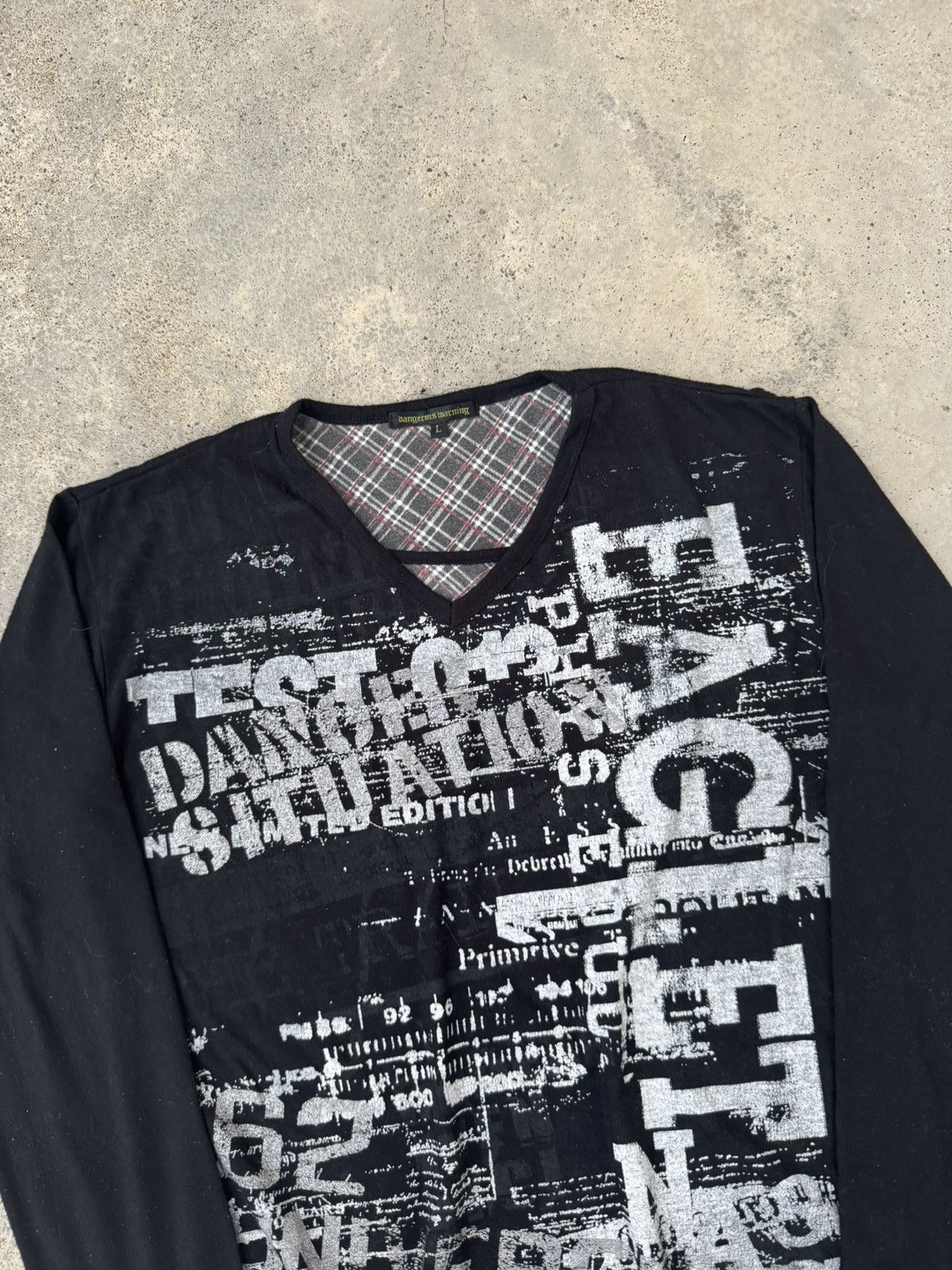 14th Addiction 2000s Dark Dangerous Warning Punk Tees Size US M / EU 48-50 / 2 - 2 Thumbnail