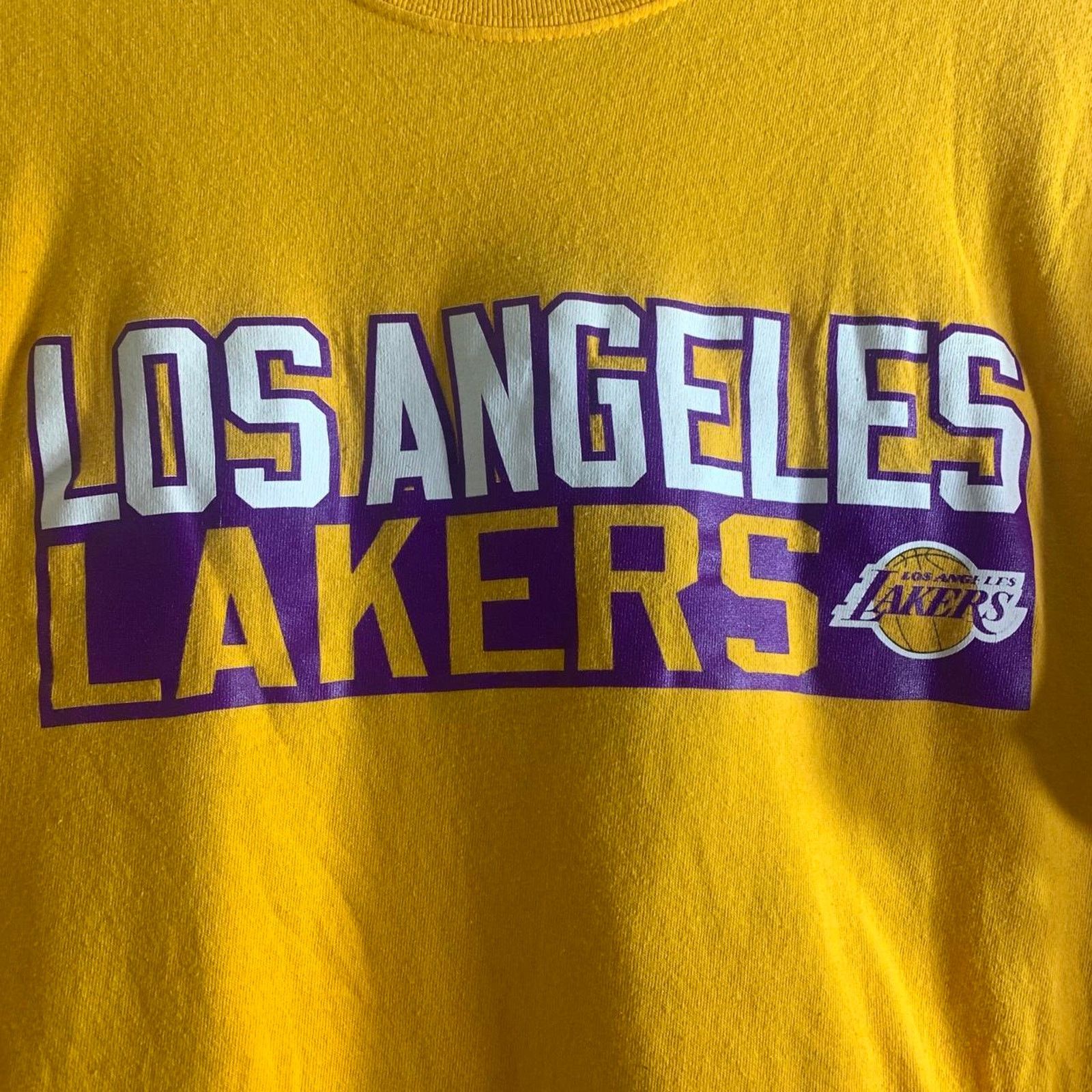 NBA vintage 2000s LOS ANGELES LAKERS LEBRON JAMES 23 tee shirt L Size US L / EU 52-54 / 3 - 4 Thumbnail