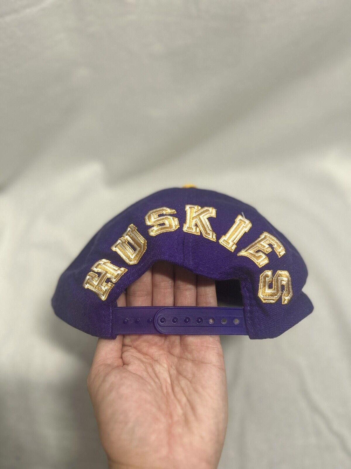 Designer Vintage 1990s Apex One Washington Huskies Blockhead Hat Size ONE SIZE - 2 Thumbnail