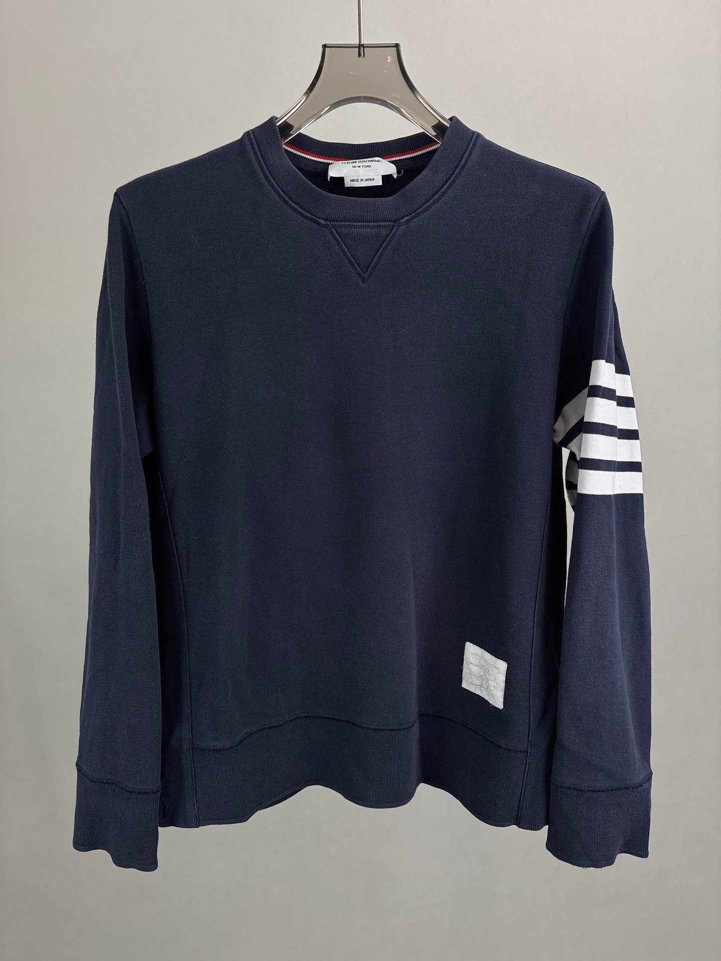 Thom Browne THOM BROWNE TB Four-Stripe Long-Sleeve Sweatshirt Size US XL / EU 56 / 4 - 1 Thumbnail