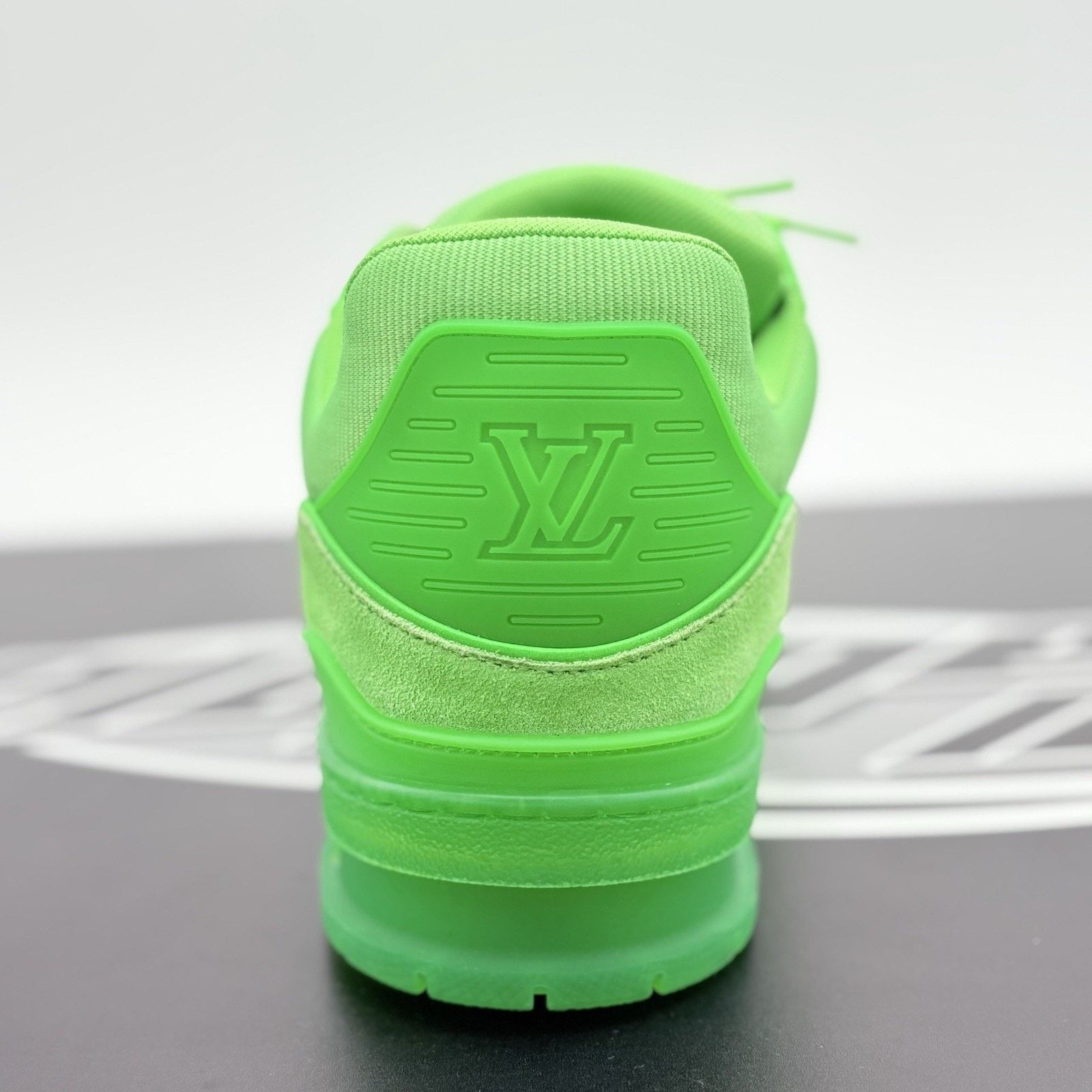 Louis Vuitton Louis Vuitton Trainer ' Fluorescent Green ' | BRAND NEW! Size US 9.5 / EU 42-43 - 9 Thumbnail