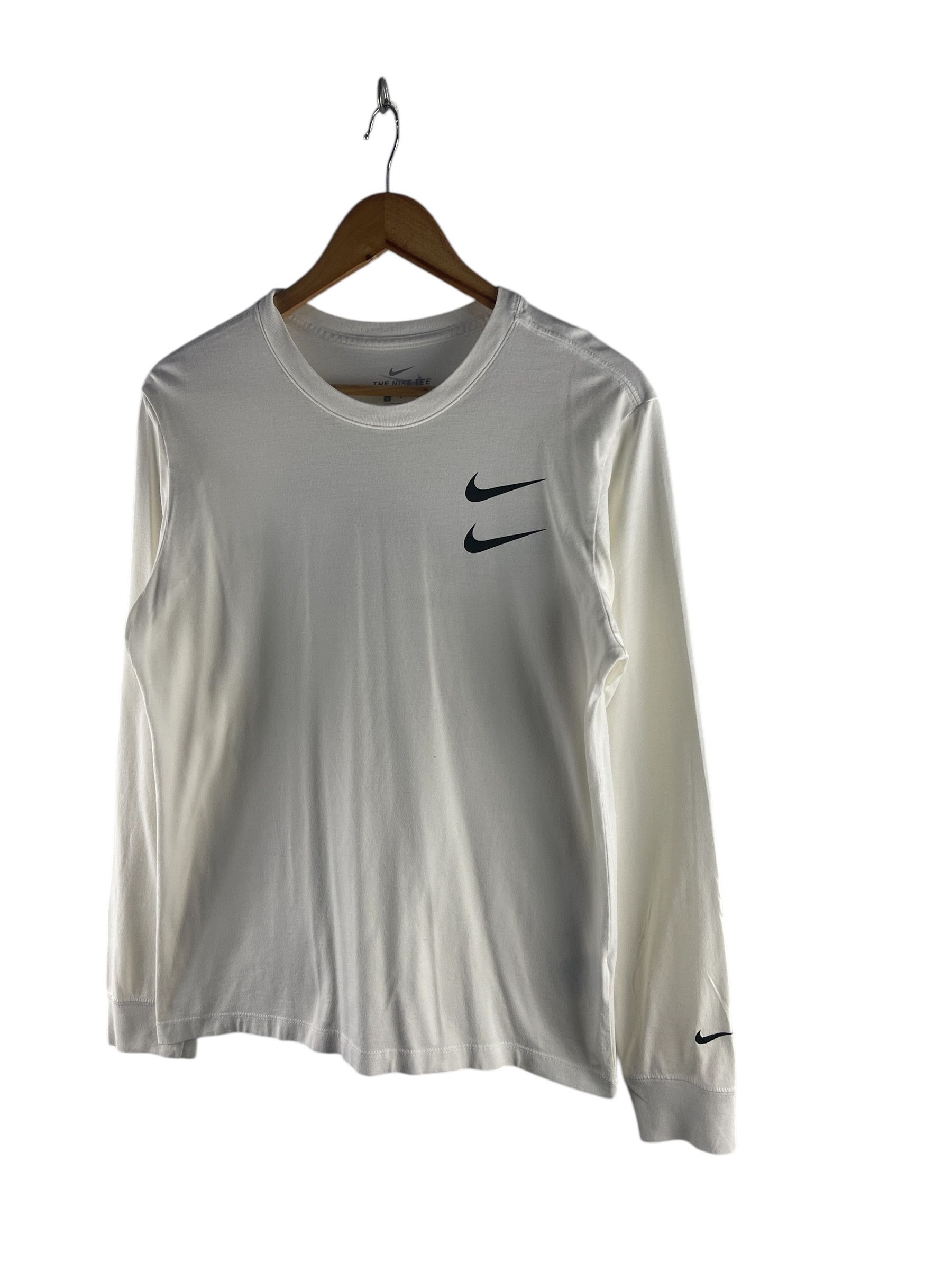 Nike Nike Goddess Of Victory Double Swoosh Shirt Size US S / EU 44-46 / 1 - 6 Thumbnail
