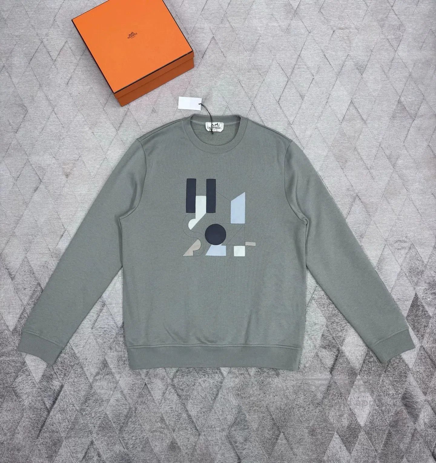 Hermes Hermes 2024 AW Lambskin H Embroidered Sweatshirt. Size US XL / EU 56 / 4 - 1 Thumbnail