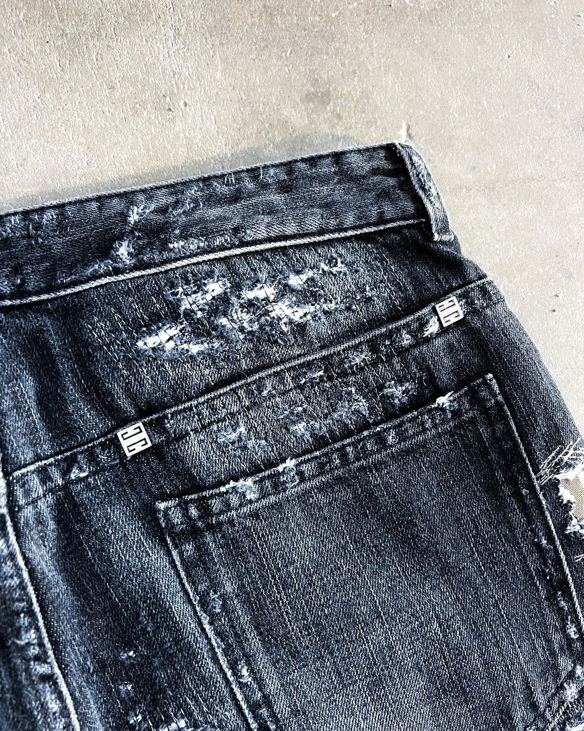 Givenchy DESTROYED BORO MOLESKIN DENIM BY MMW Size US 30 / EU 46 - 7 Thumbnail
