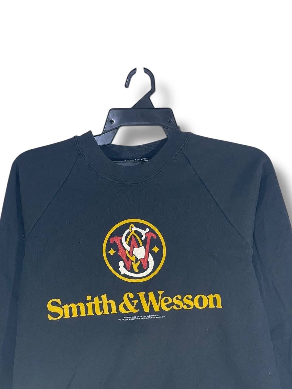 Other Vintage 90s smith and wesson sweatshirt jumper size S Size US S / EU 44-46 / 1 - 2 Thumbnail